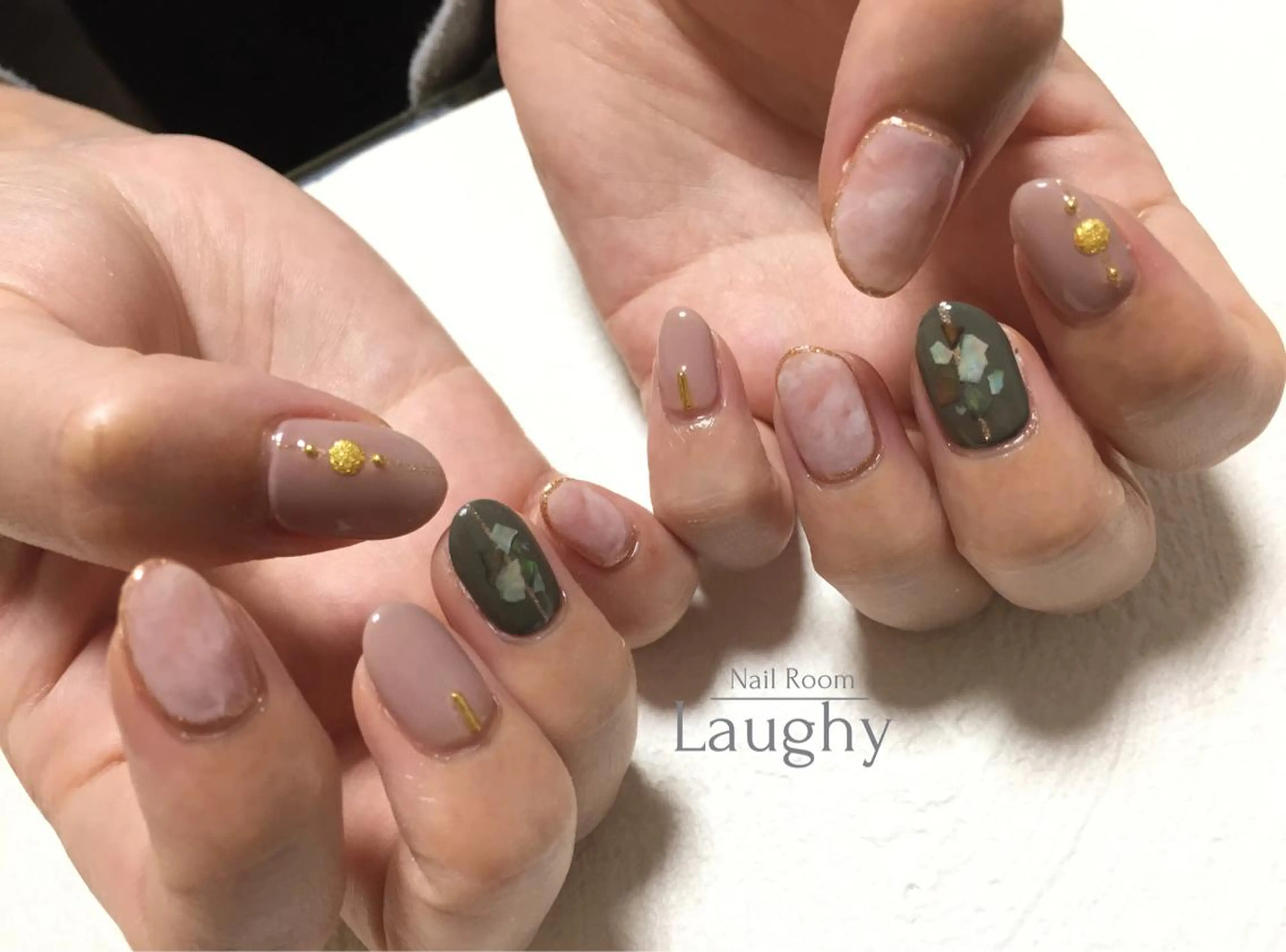 ネイル アートネイル 大理石ネイル(マーブル) Nail Room Laughyのネイルデザイン