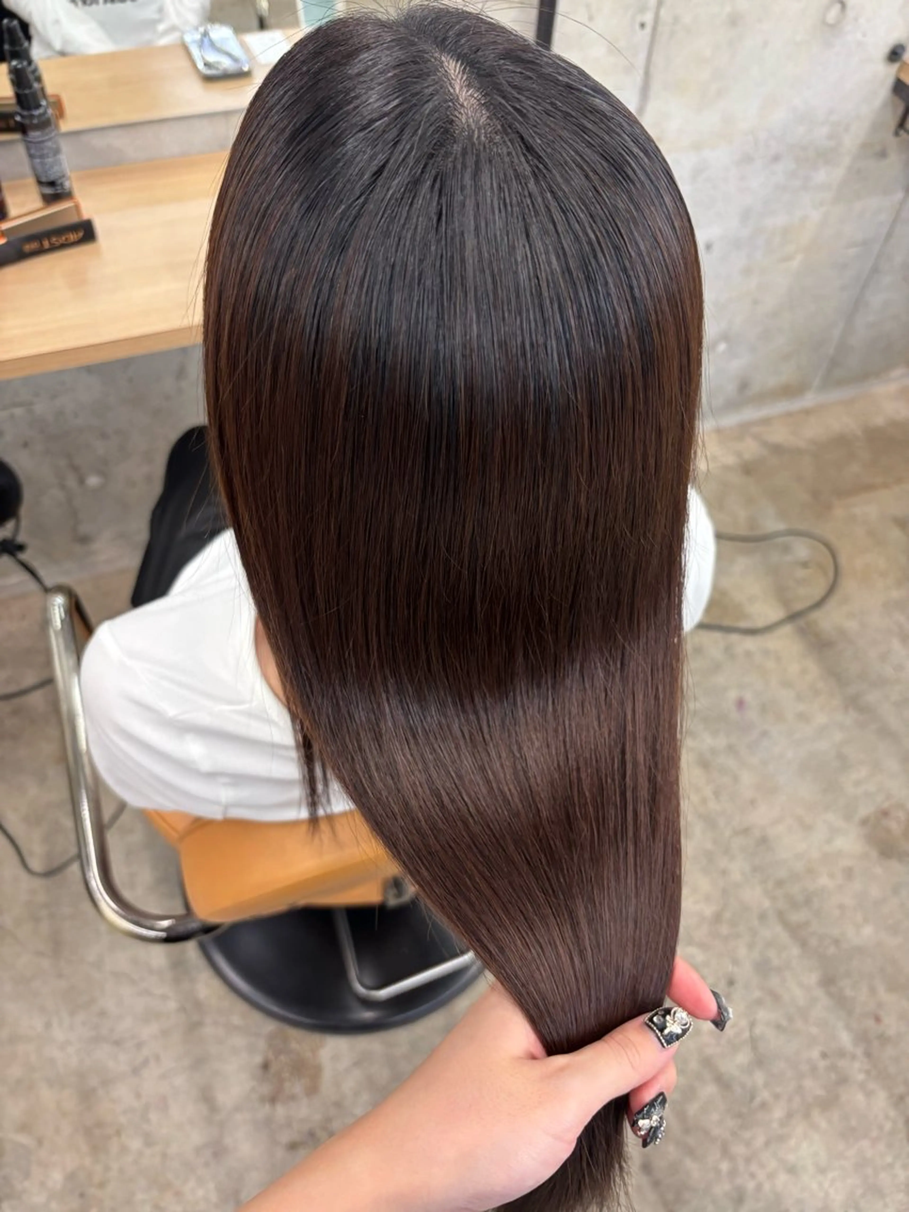 ロング カラー 髪質改善 韓国風ヘア 縮毛矯正 トリートメント ダメージレス艶カラー MISAKI🦋のヘアスタイル