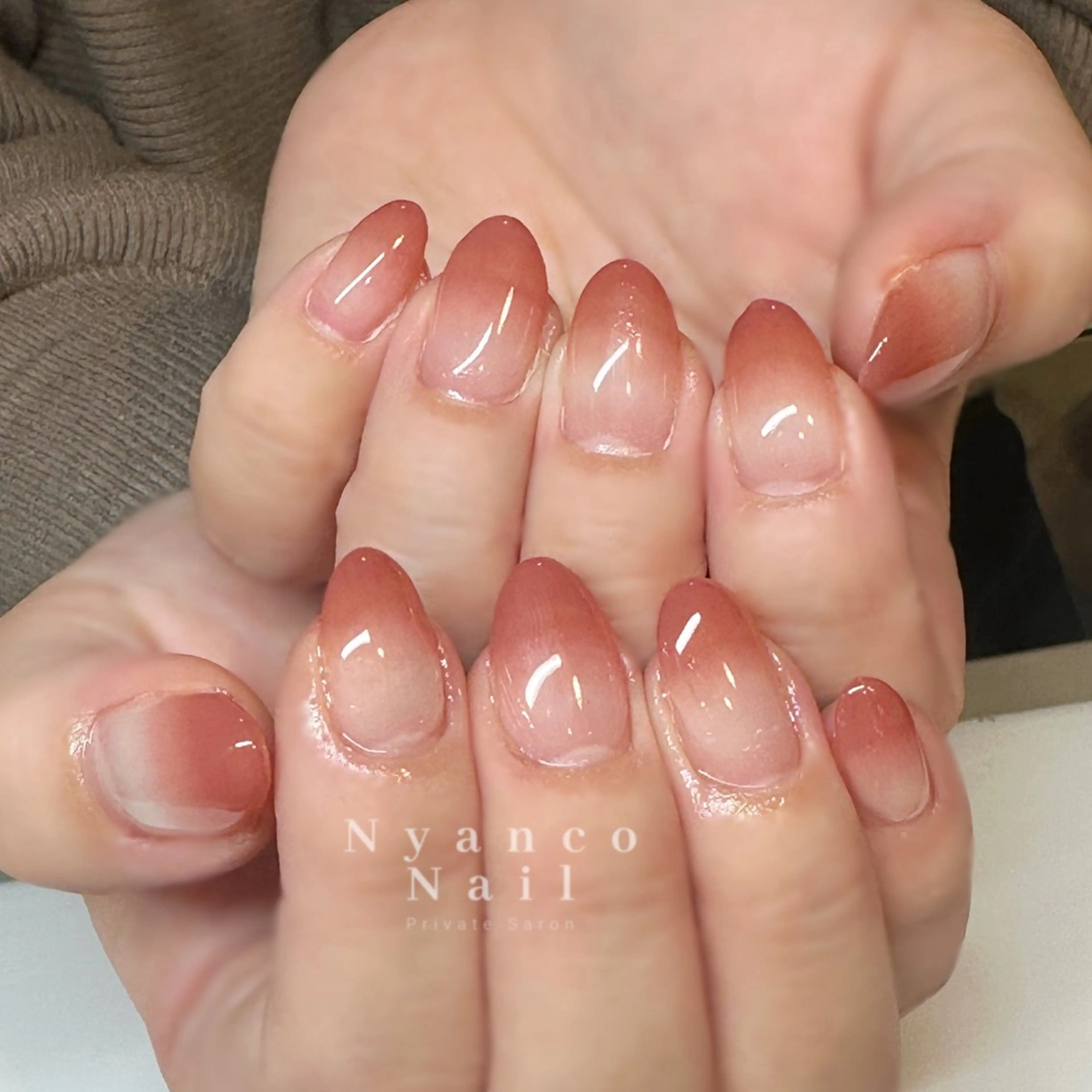 ネイル ジェルネイル グラデーション オフィスネイル 春ネイル ワンホンネイル Nyanco Nailのネイルデザイン