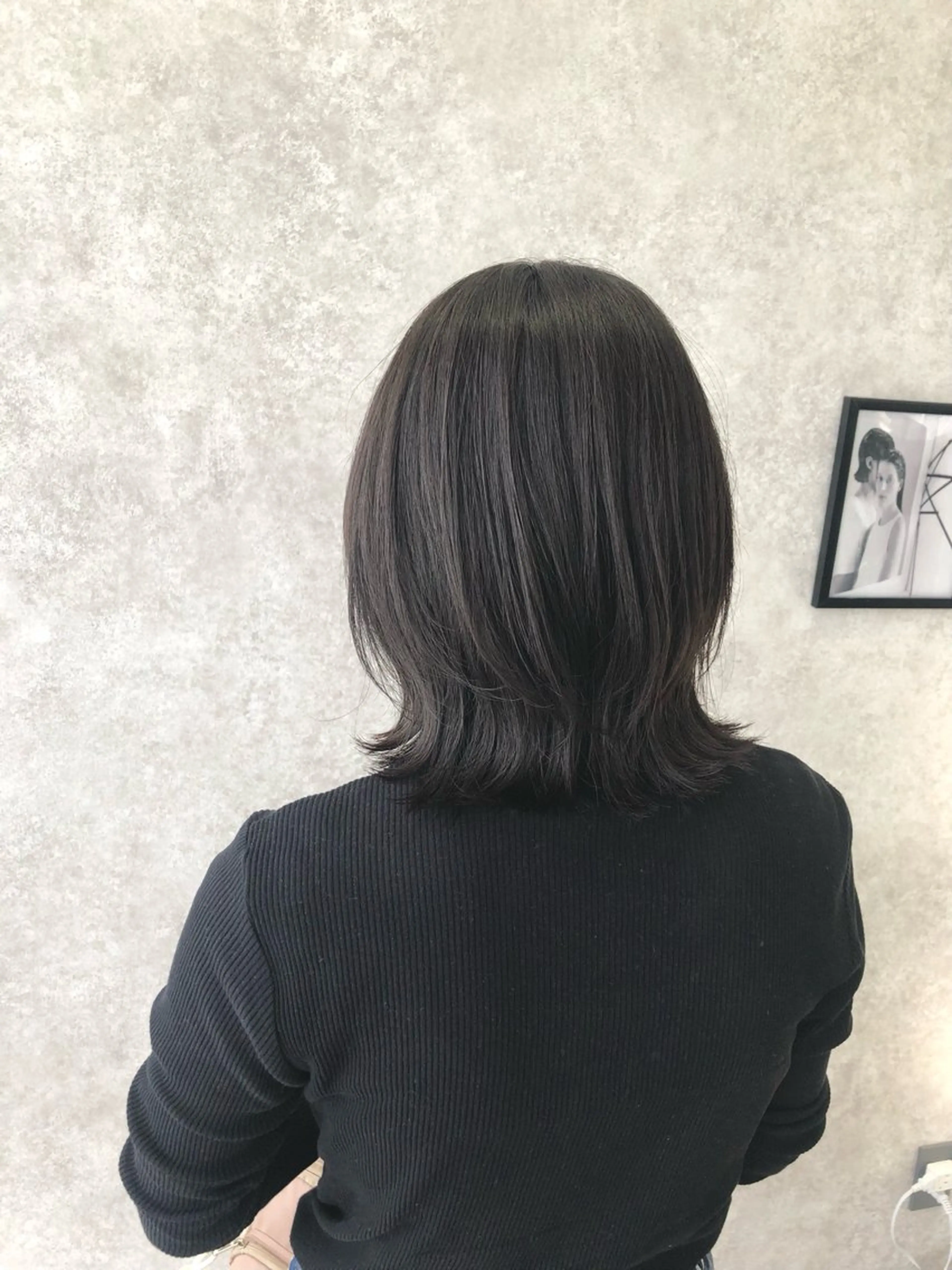 ミディアム ボブレイヤー ボブ くびれヘア レイヤーカット 外ハネヘア カット 飛田 由貴のヘアスタイル