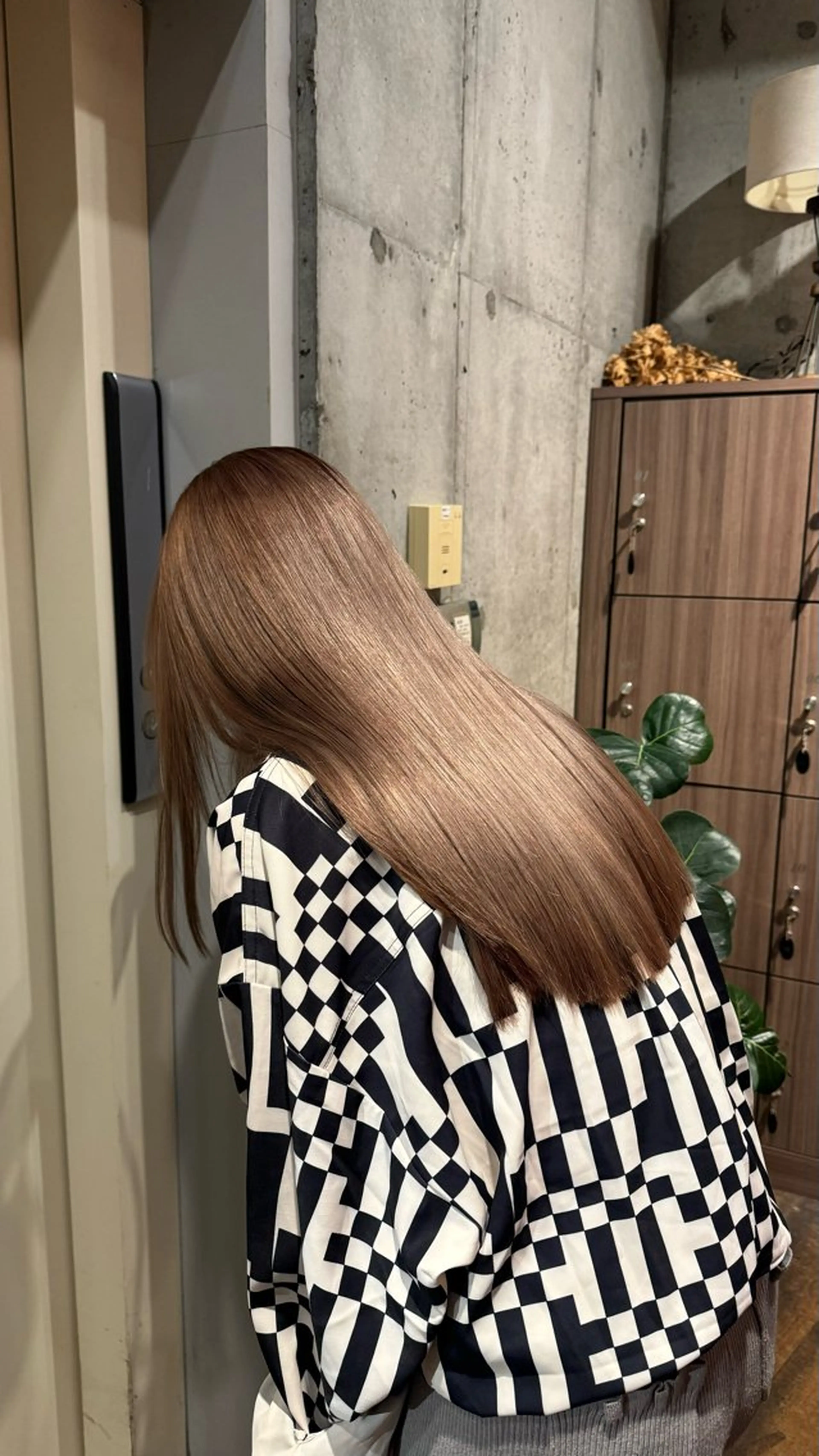 ロング カラー ヘアカラー トリートメント ヘアセット 高円寺/艶カラー/ レイヤーカットのヘアスタイル