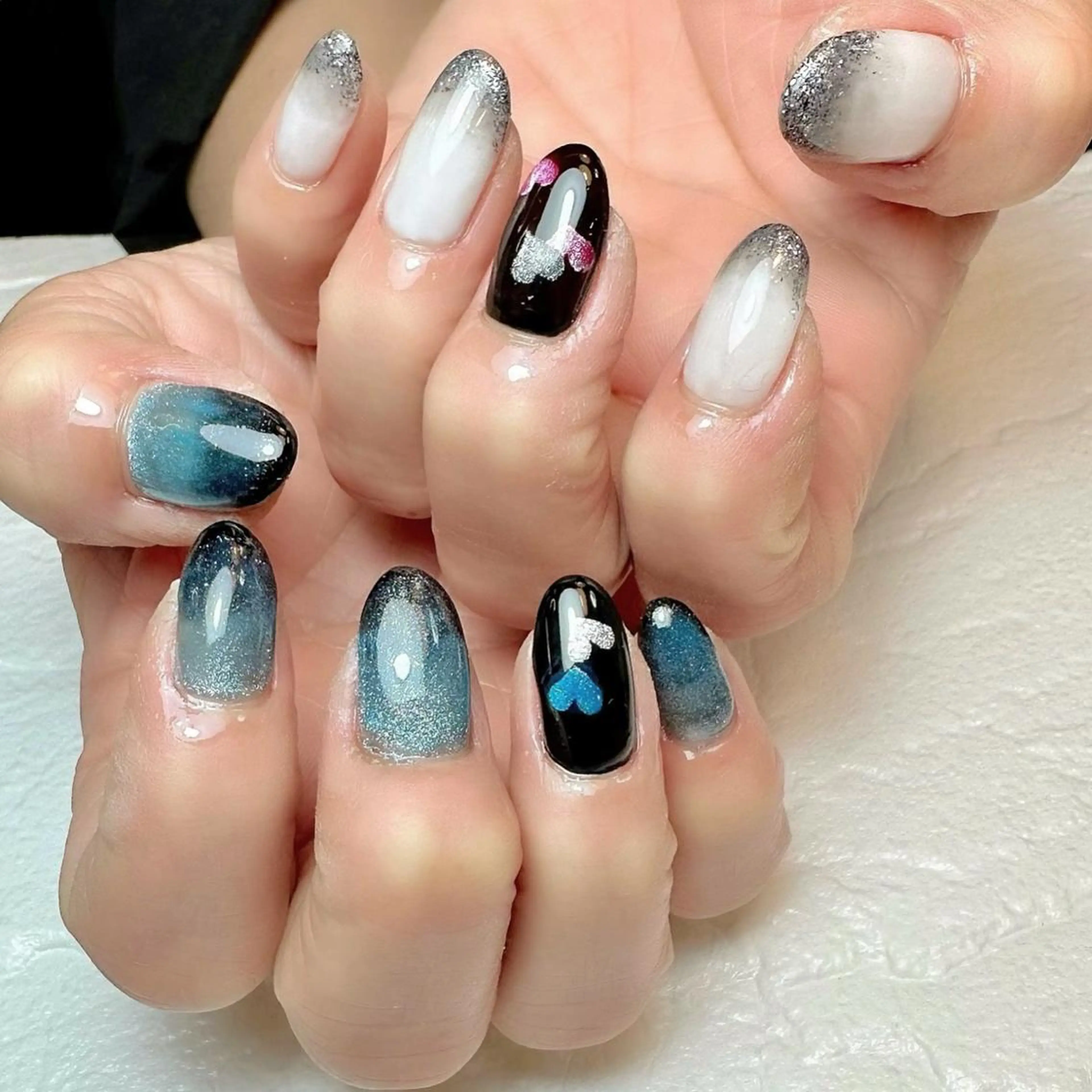 ネイル ハート マグネットネイル ハンドネイル Nail ameria megu所属・ameria meguのネイルデザイン