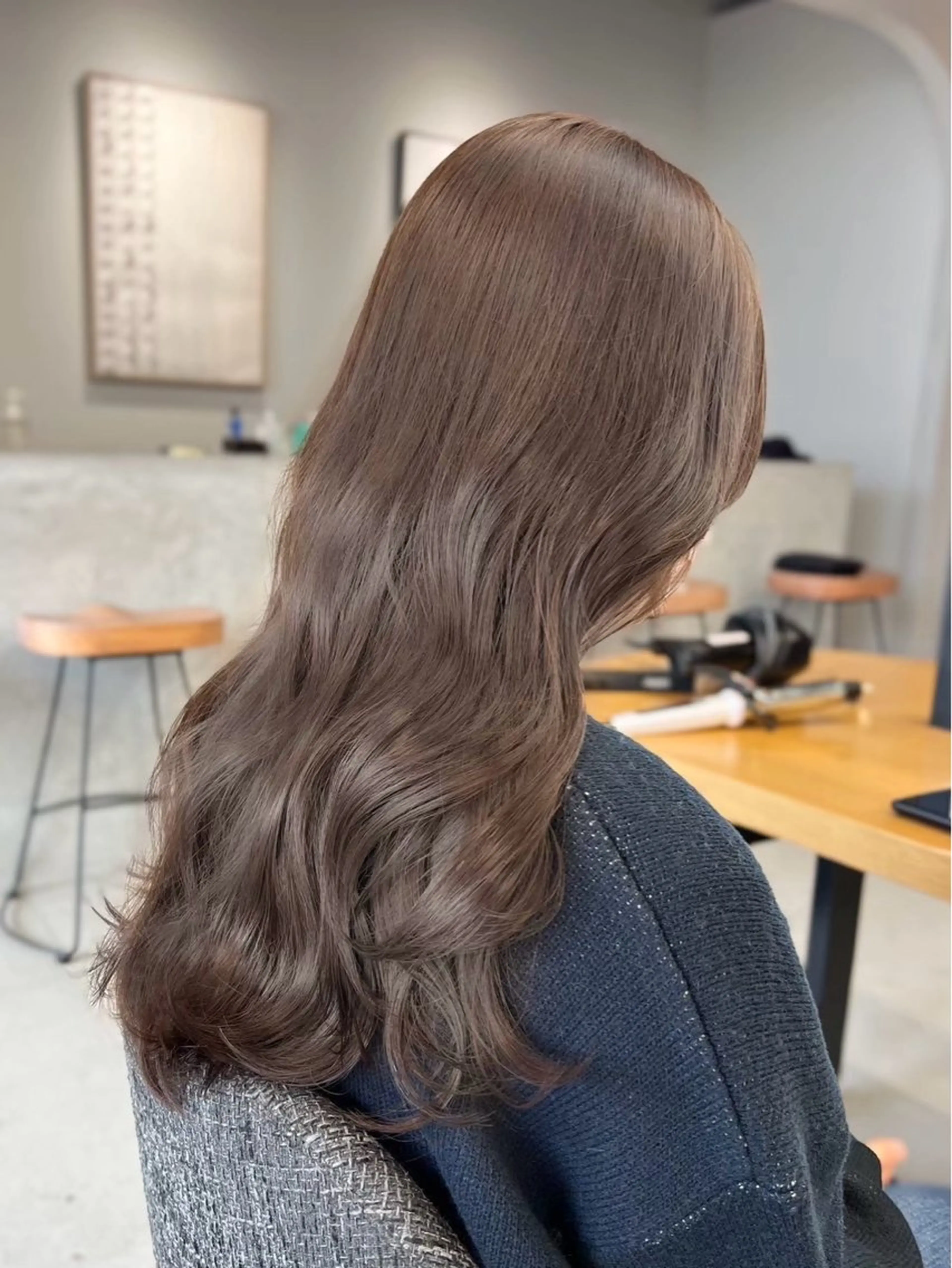 ミディアム カラー ベージュカラー レイヤーカット カット ヘアカラー トリートメント 渋谷/レイヤーカット 透明感/サッタのヘアスタイル