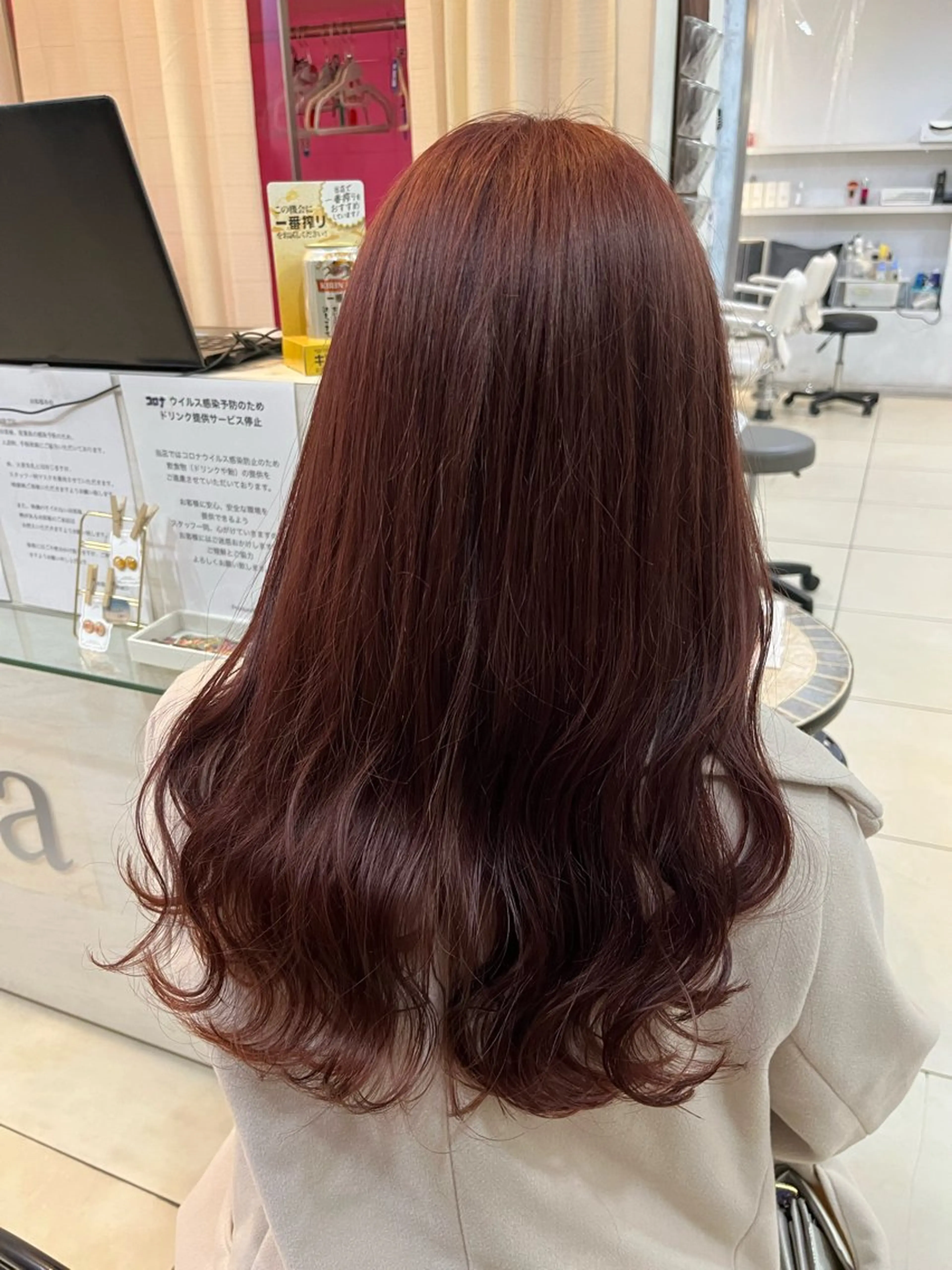 セミロング ヘアカラー 【髪質改善カラー】 あむ·. ⟡ 🖤のヘアスタイル