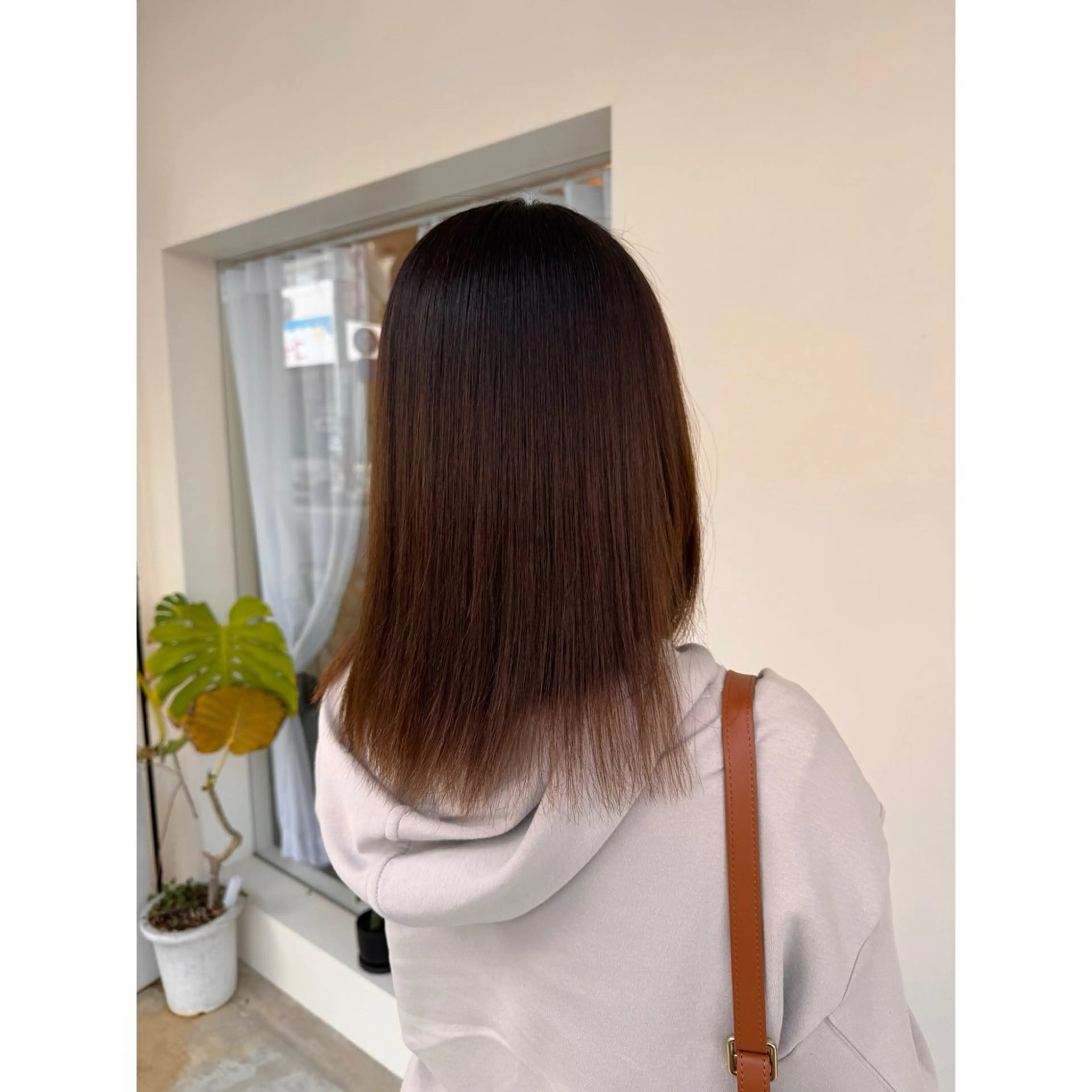 ミディアム 縮毛矯正 トリートメント 喜友名洸季 anoneのヘアスタイル