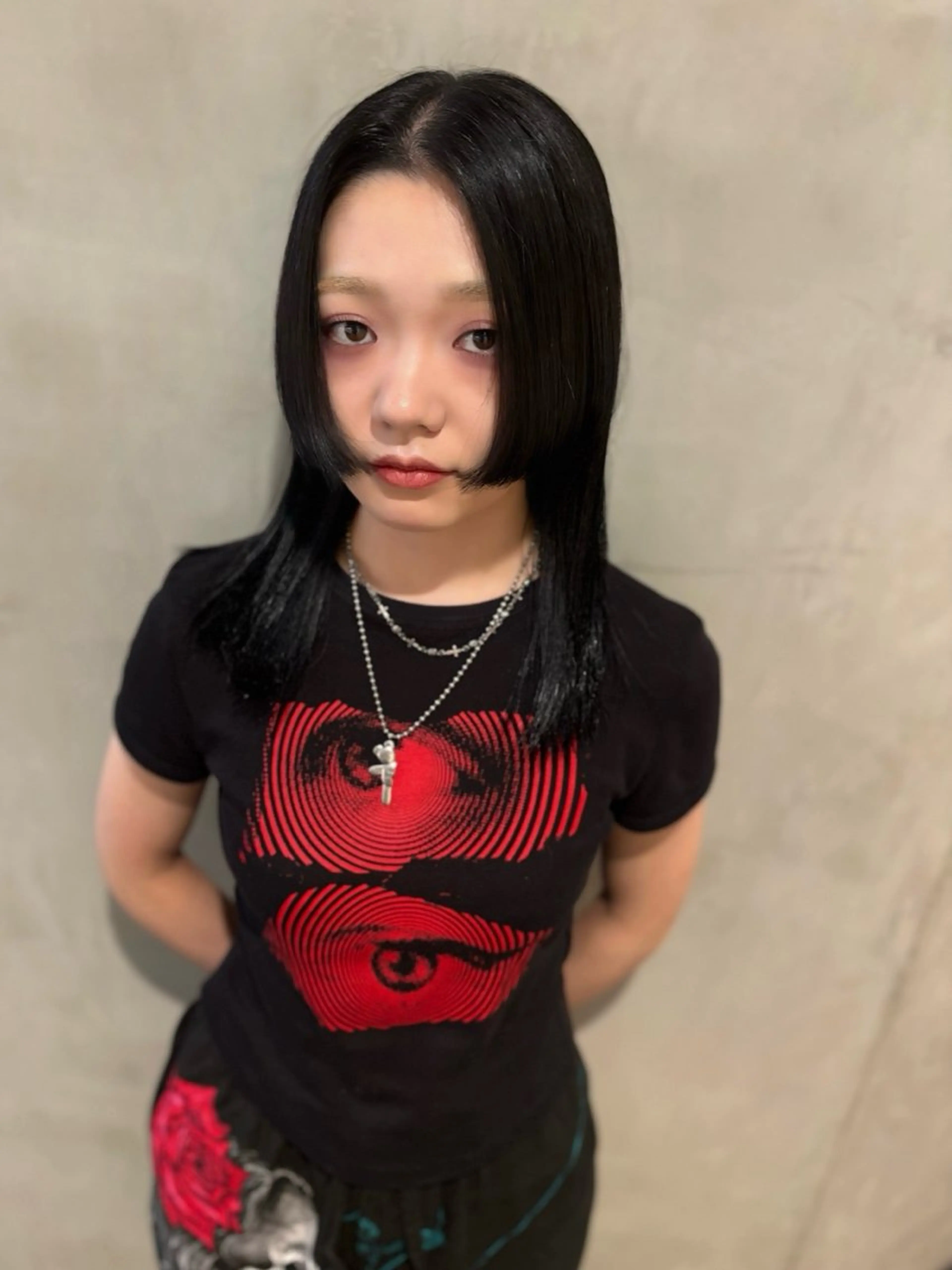 ミディアム カラー カット ヘアカラー トリートメント 優 作のヘアスタイル