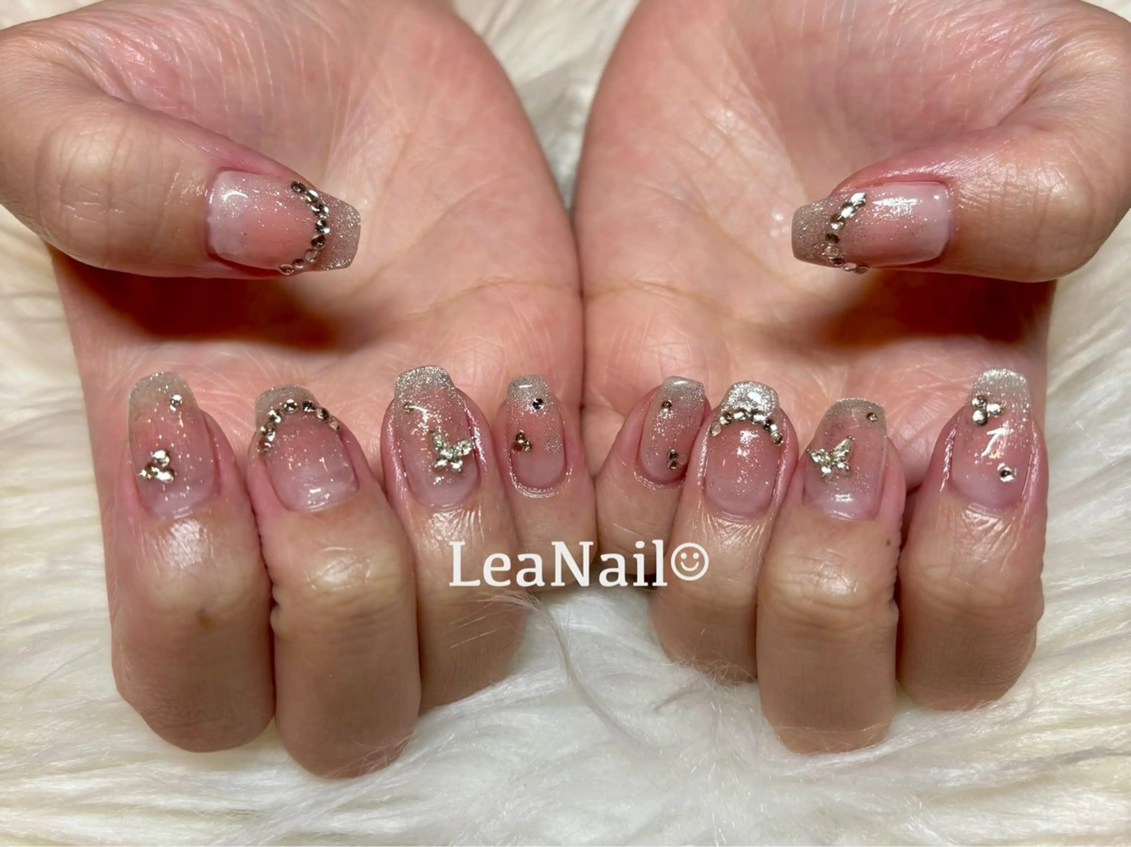 ネイル チークネイル マグネットネイル 持ち込み Lea Nailのネイルデザイン