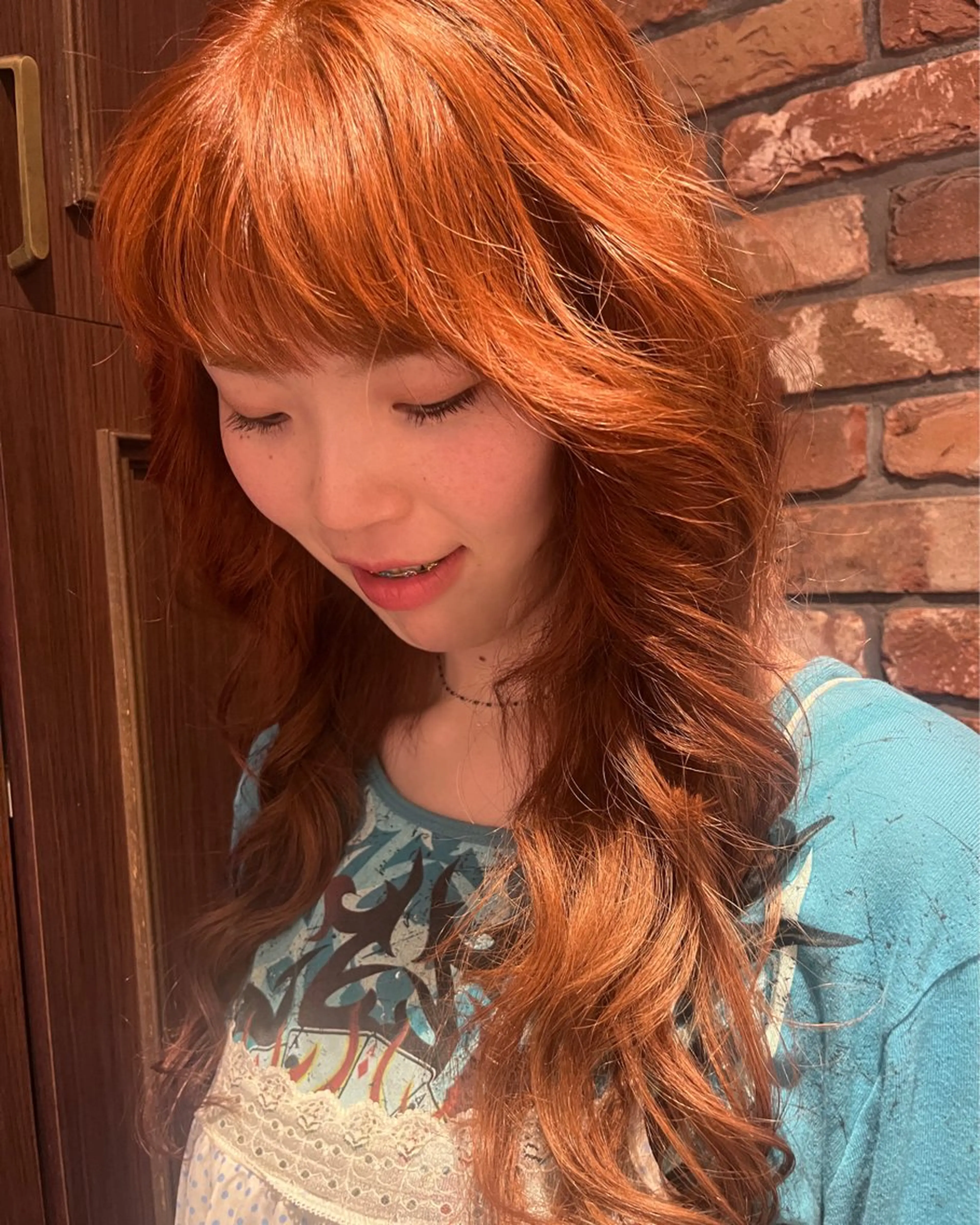 ロング カラー ブリーチ オレンジ ヘアカラー Vicky ブリーチ メンズカジュアルのヘアスタイル