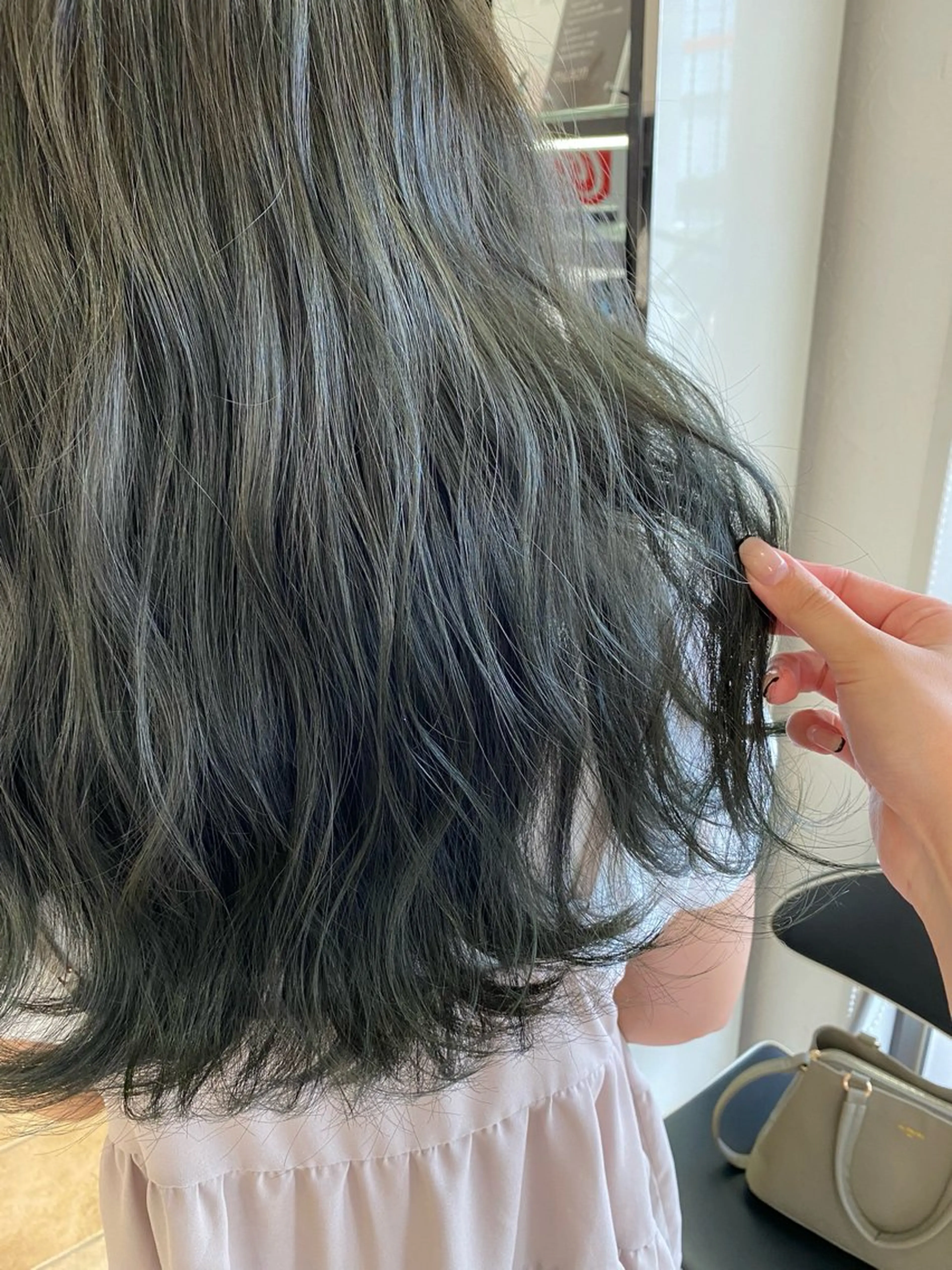 ロング カット ヘアカラー トリートメント 🇰🇷韓国風顔周り NANAMI🇰🇷のヘアスタイル