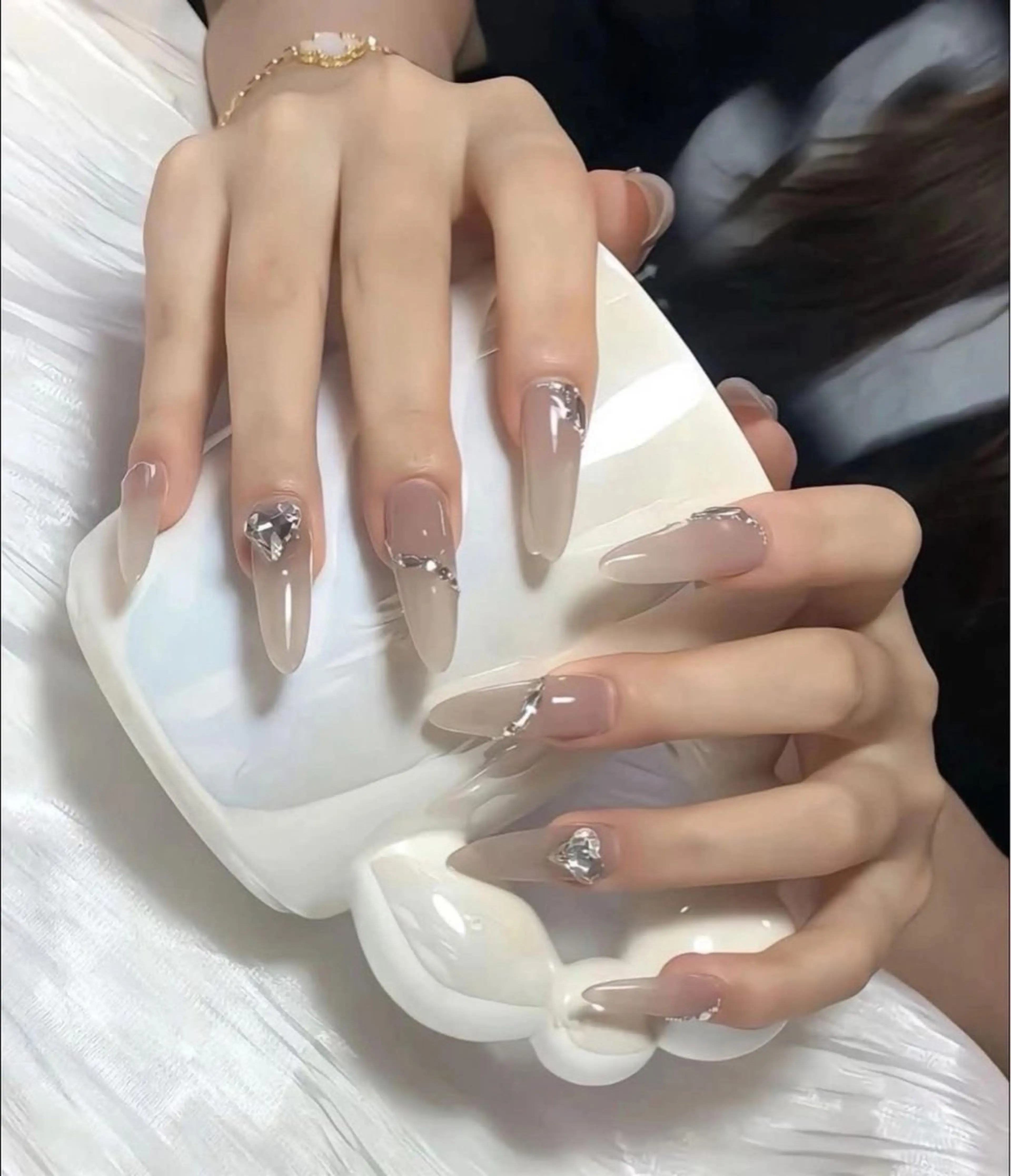 ネイル ハンドネイル Rose Ana.Chuoのネイルデザイン
