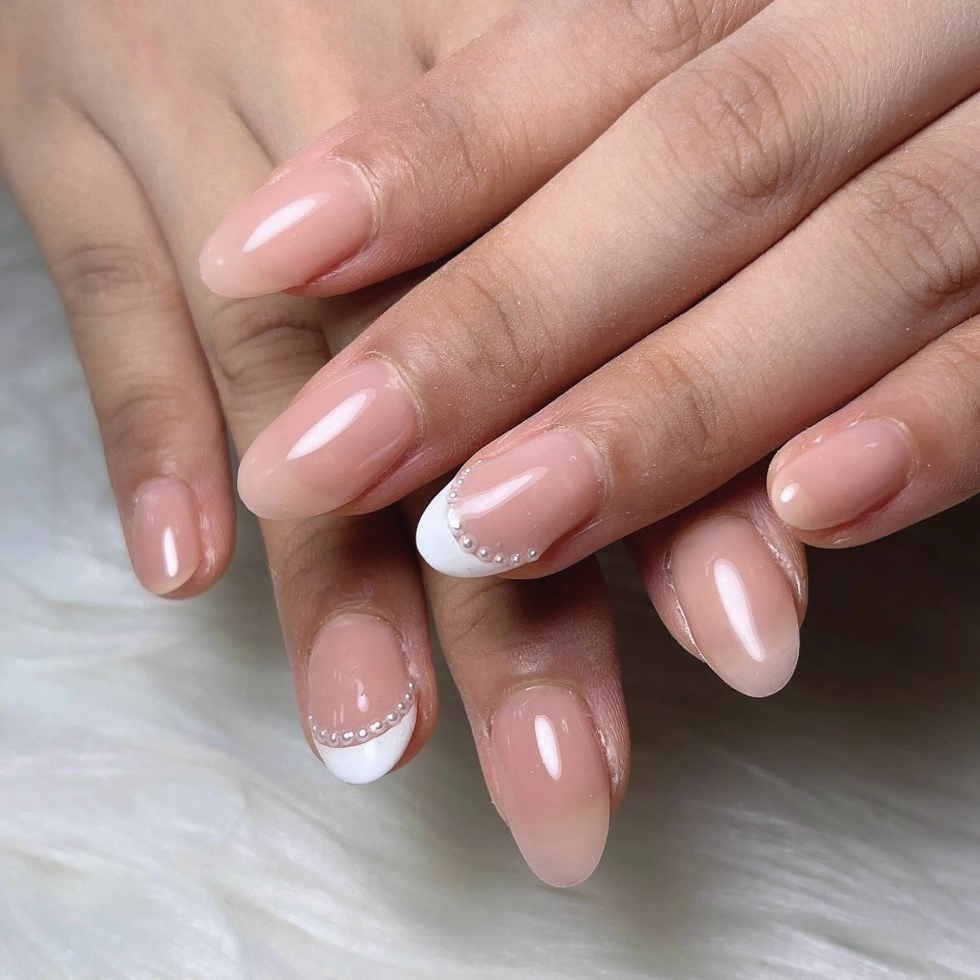 ネイル 韓国ネイル ラメ(グリッター) 持ち込み ハンドネイル 🐕🦺Yappy 💗A-tanのネイルデザイン