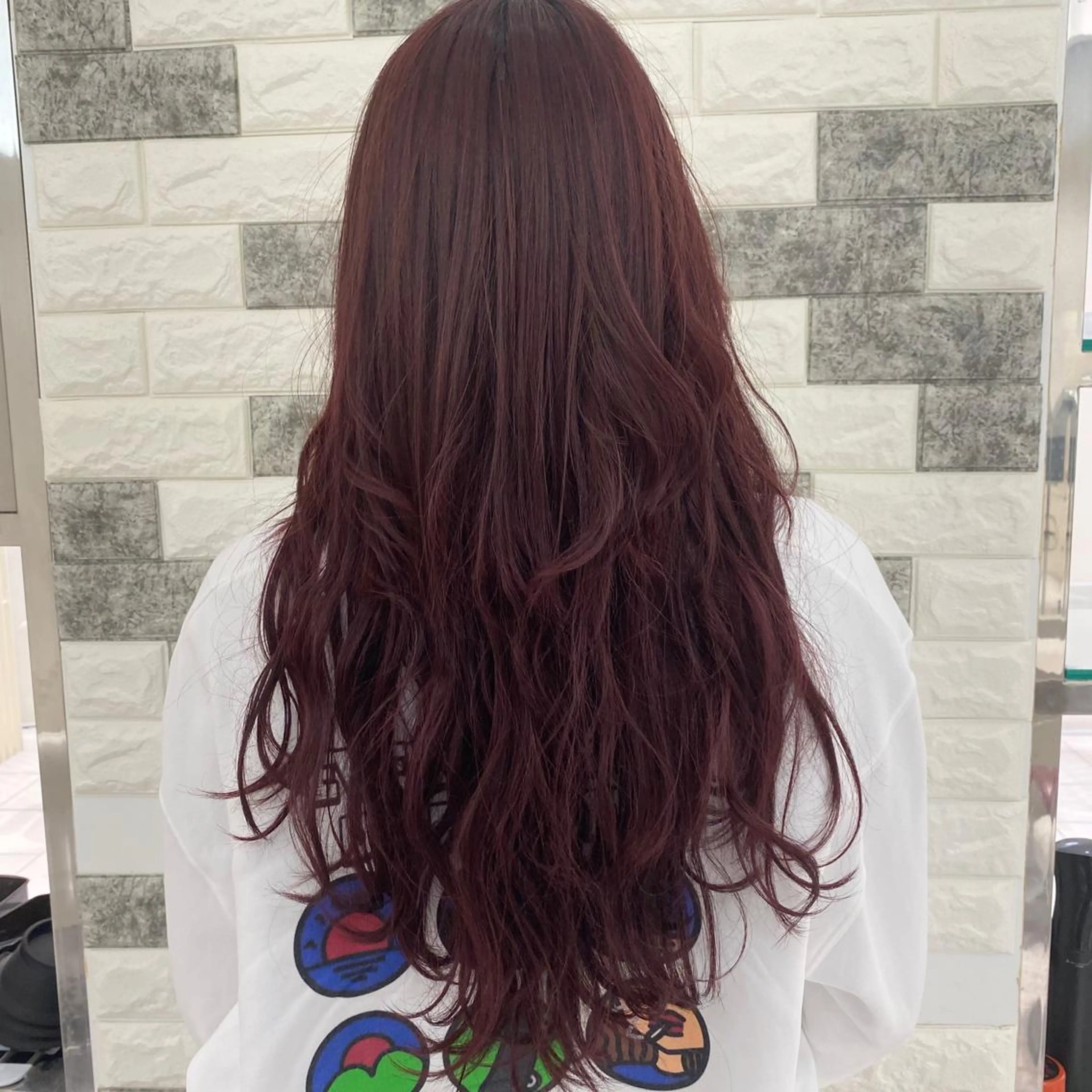 カラー 韓国ヘア レイヤーカットのヘアスタイル