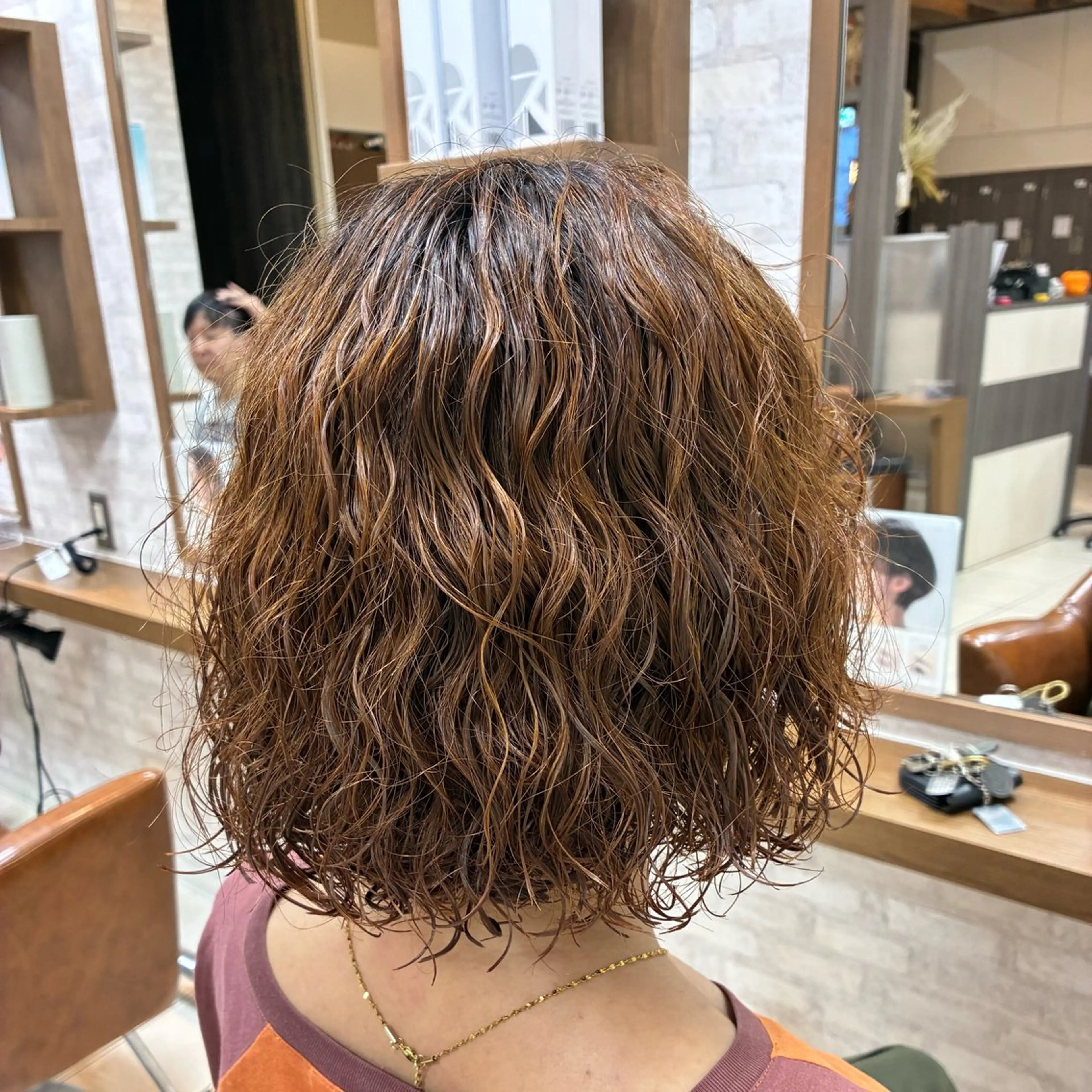 ミディアム カラー パーマ カット パーマ 髪質改善/ブラック ヘア/リンのヘアスタイル