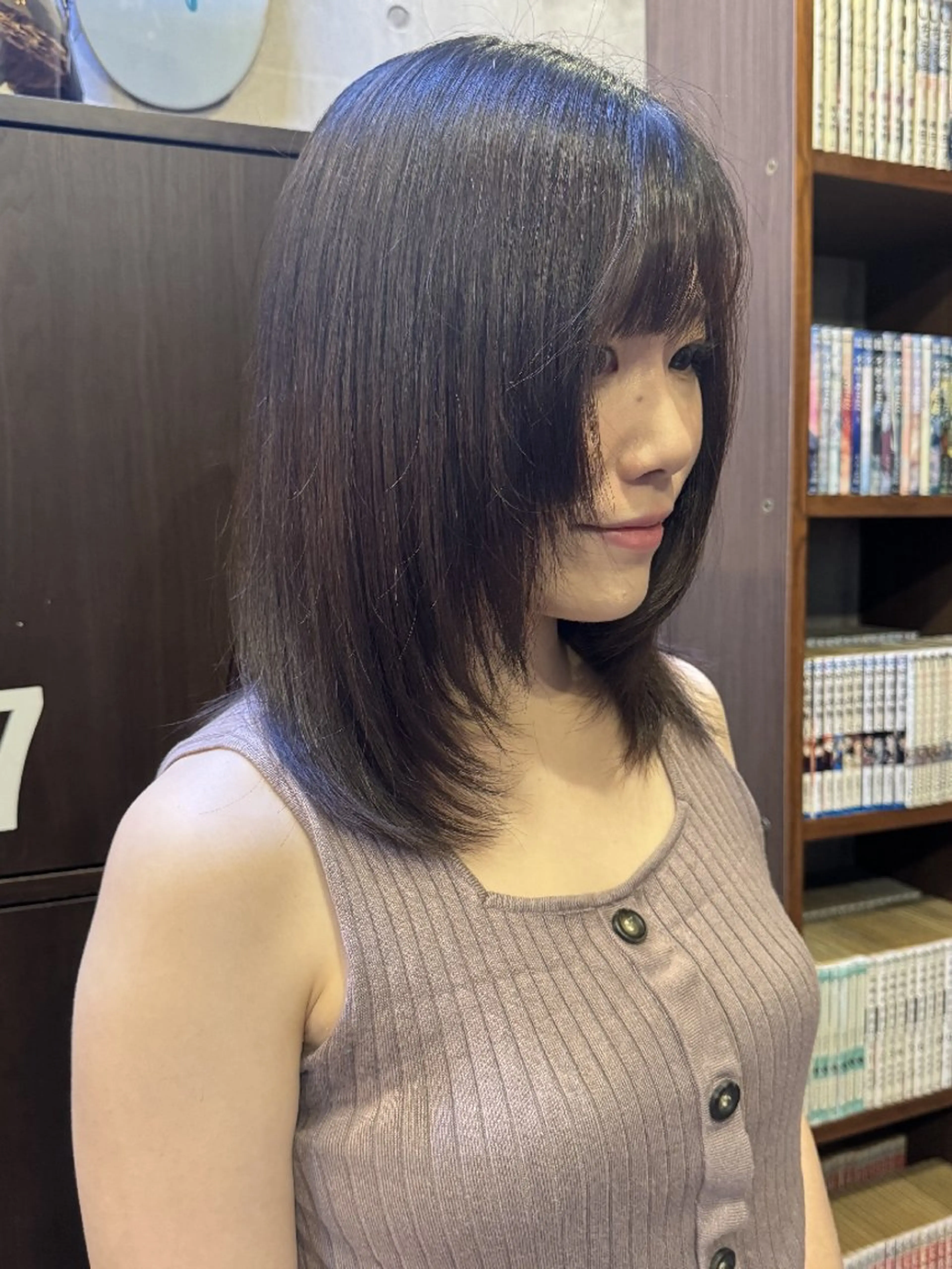 ミディアム カラー ミディアムレイヤー レイヤーカット 船引 竜将のヘアスタイル
