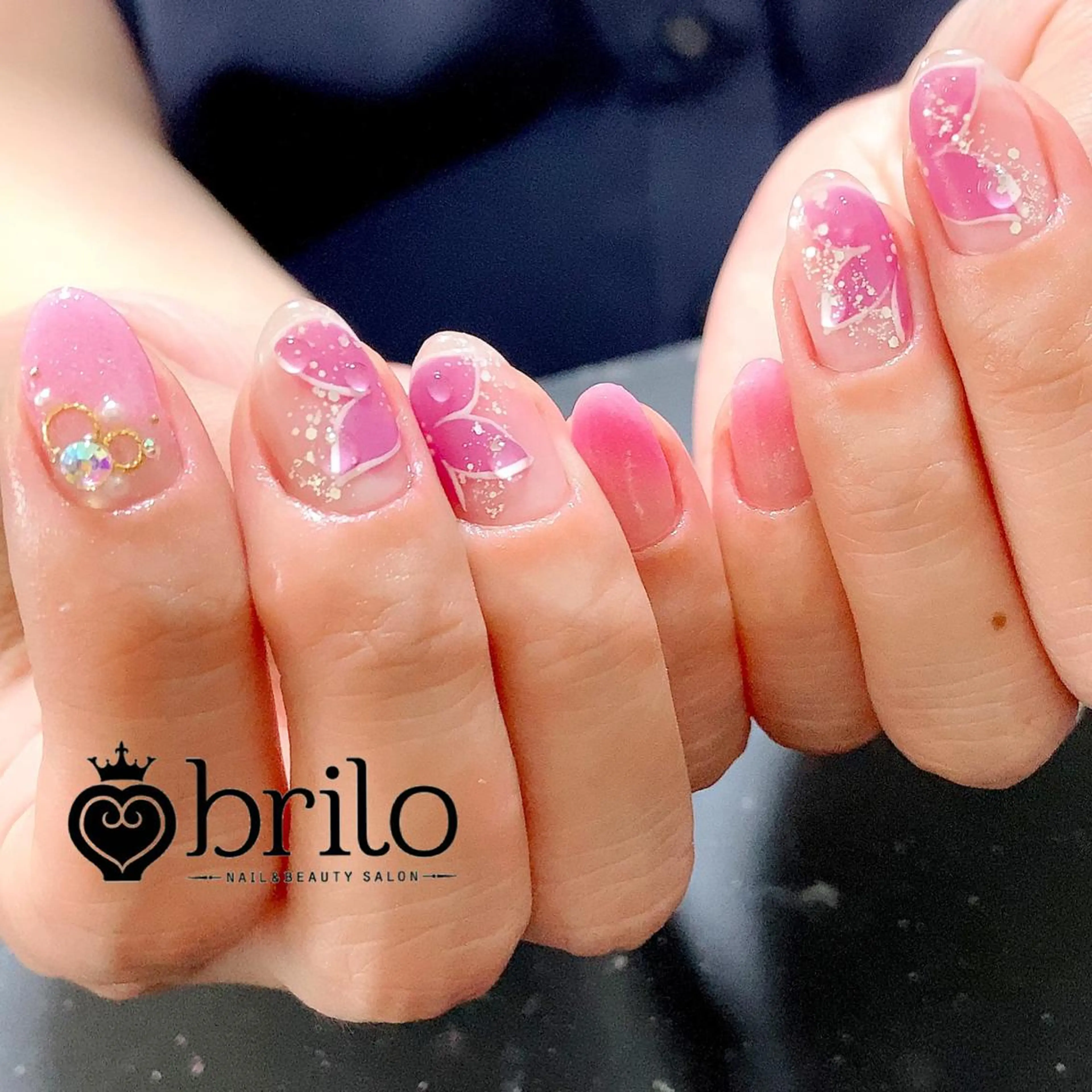 ネイル フラワーネイル brilo erikaのネイルデザイン
