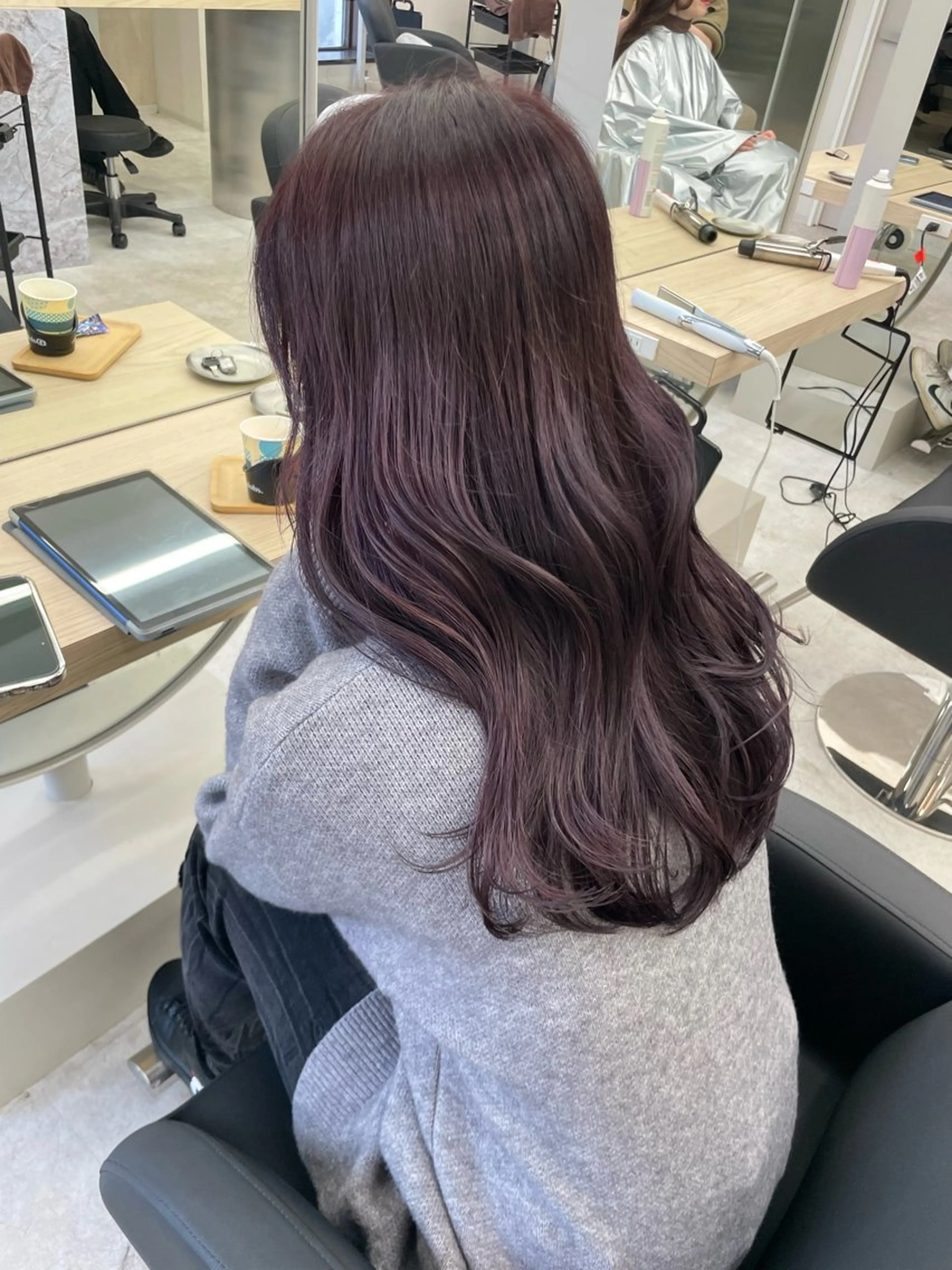 ロング ヘアカラー 抜け感style💎 𝑹𝑼𝑵𝑨のヘアスタイル