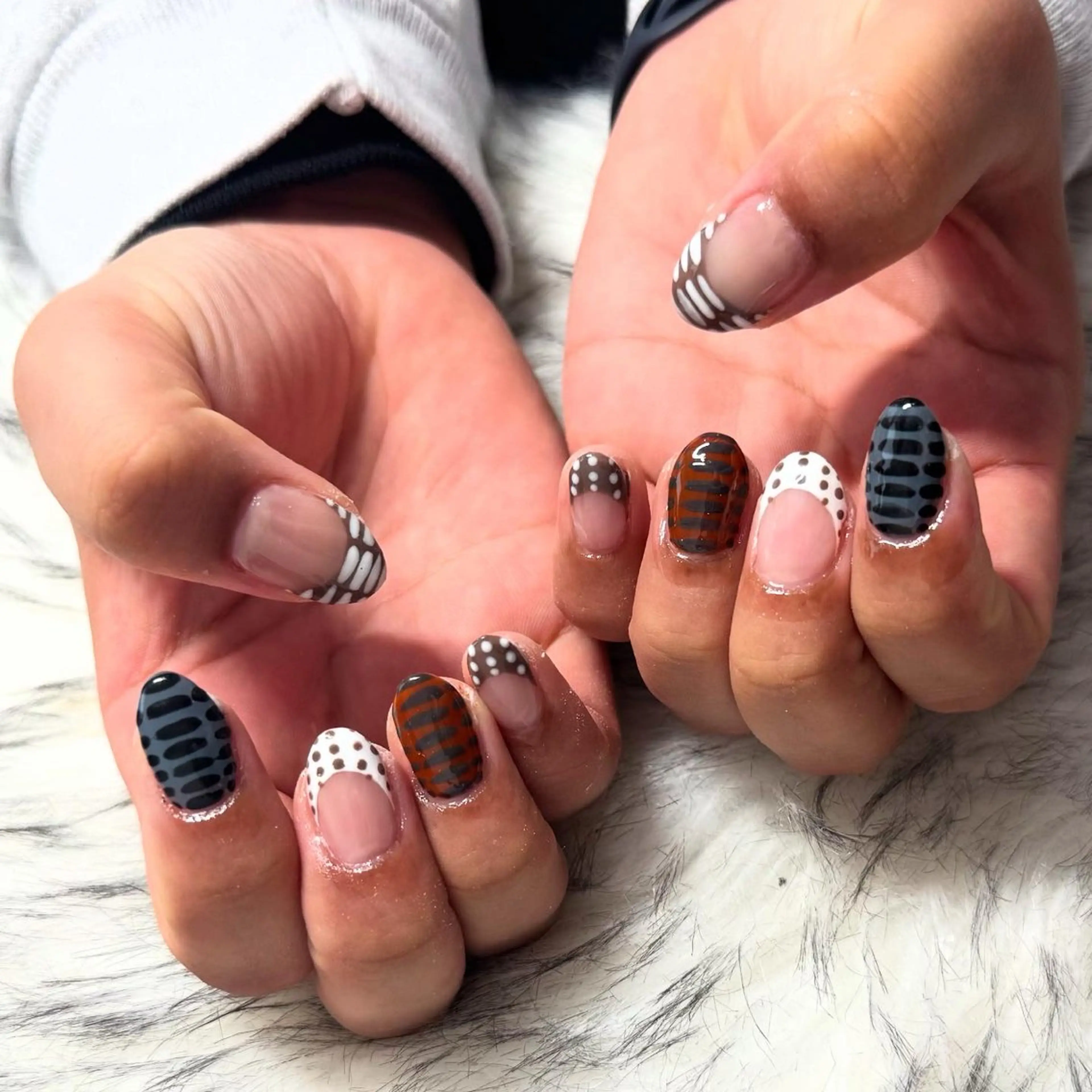 ミディアム ハンドネイル mao .のネイルデザイン