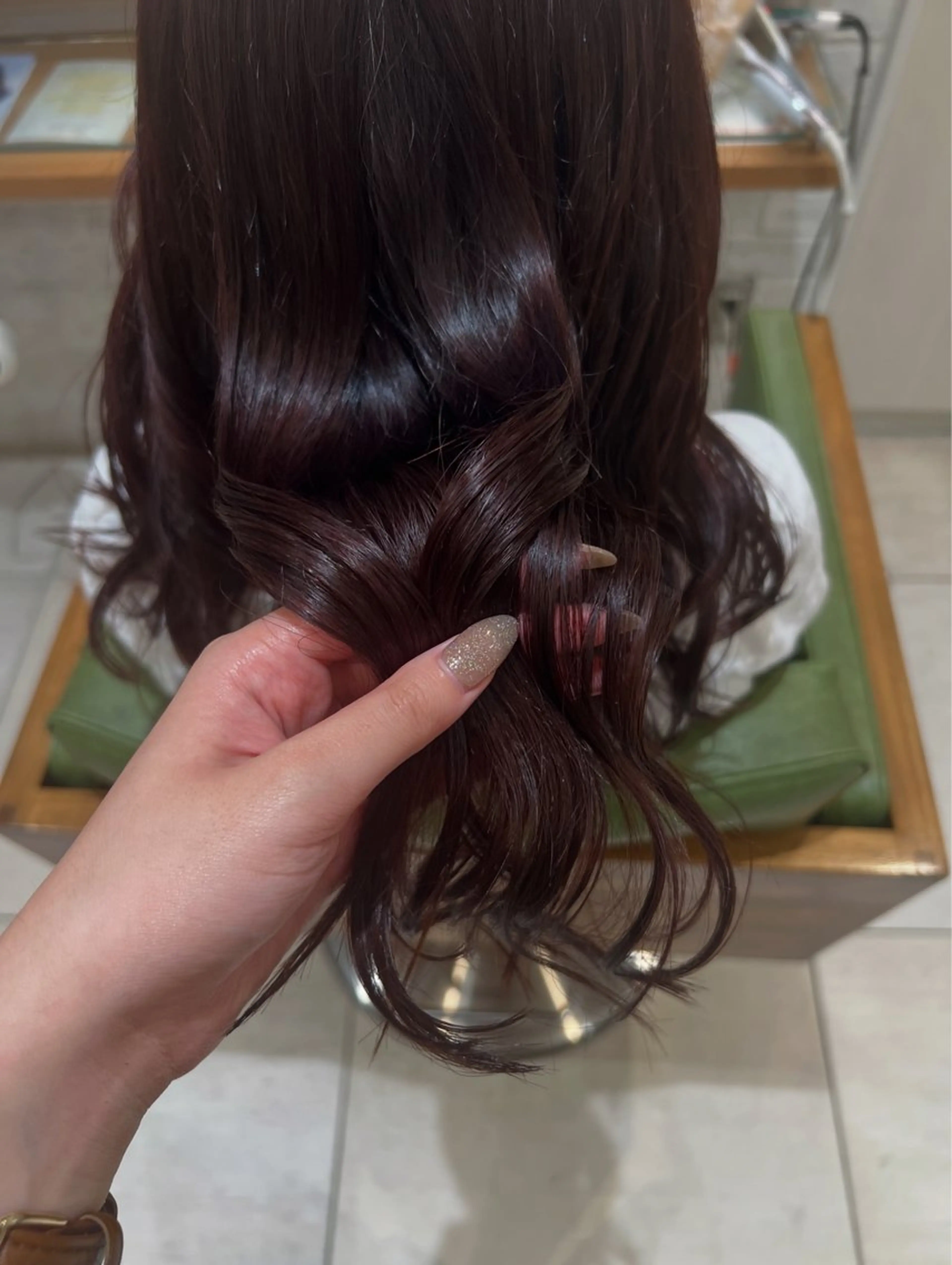 カラー ブラウンカラー ピンクカラー ヘアカラー 山口 愛紗花のヘアスタイル