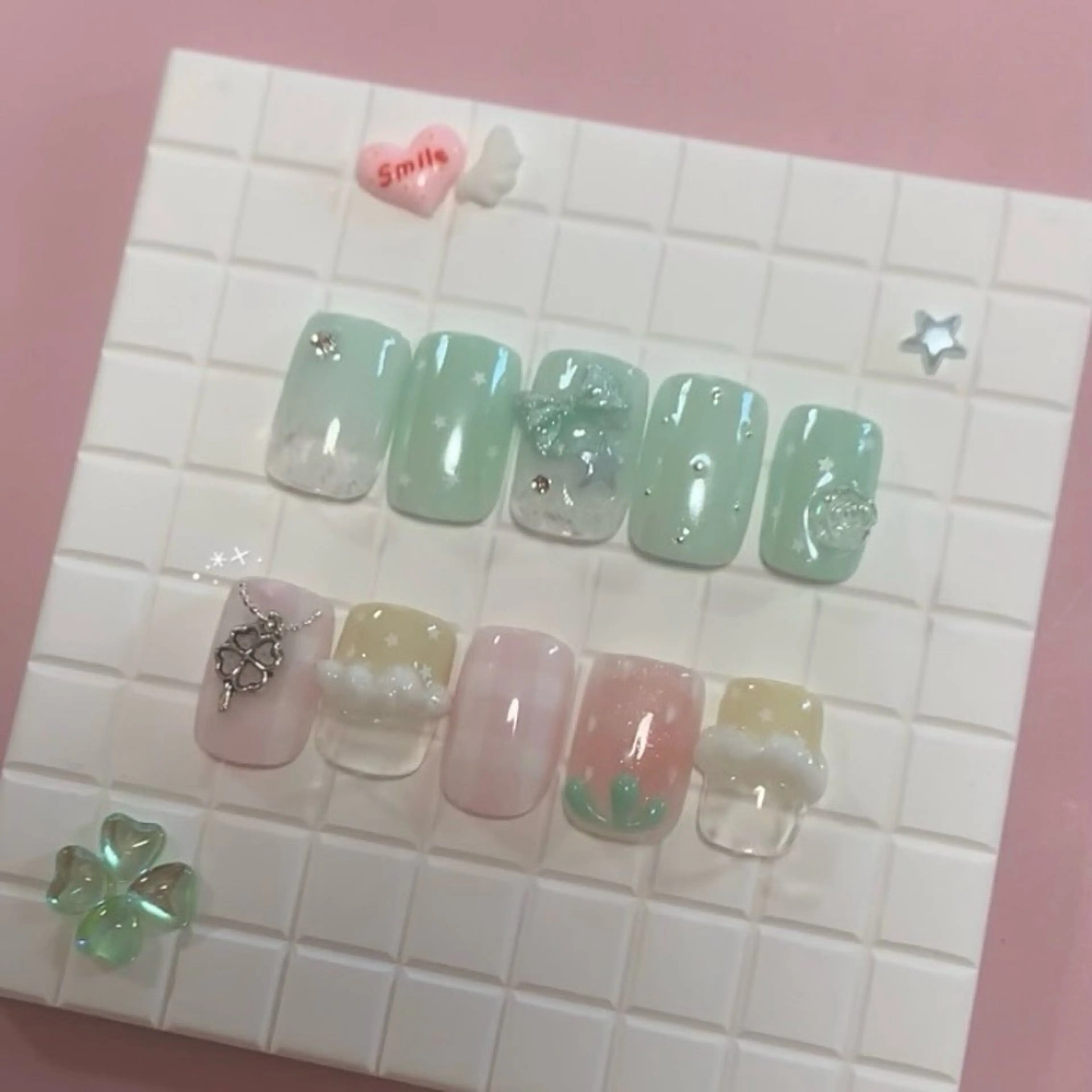 ネイル share salon RURU所属・⭐︎ hiyoriのネイルデザイン