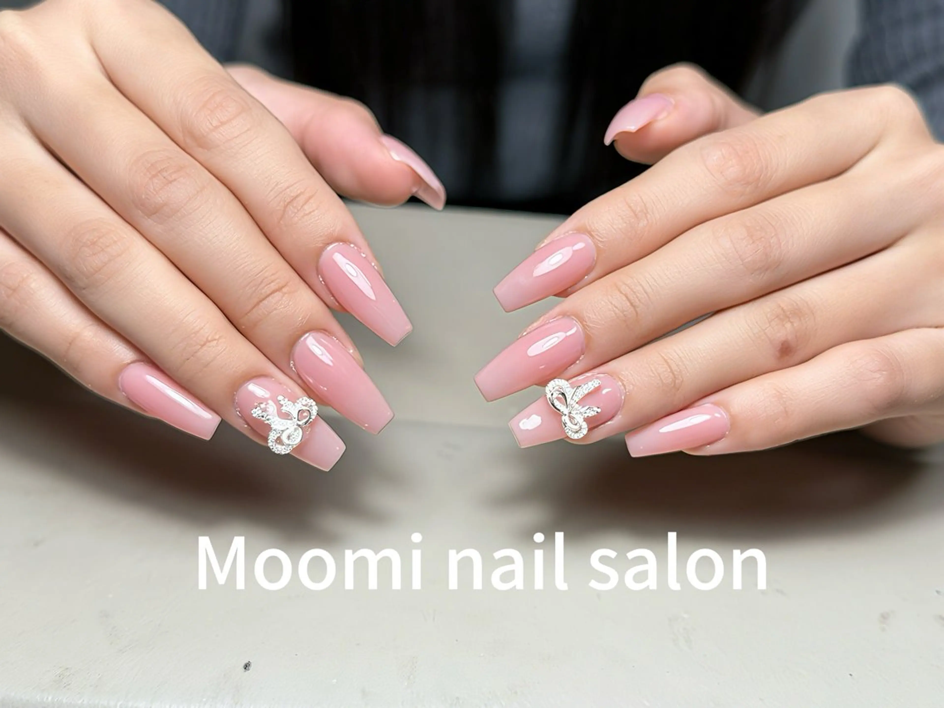 ロング ハンドネイル Moomi あずりのネイルデザイン