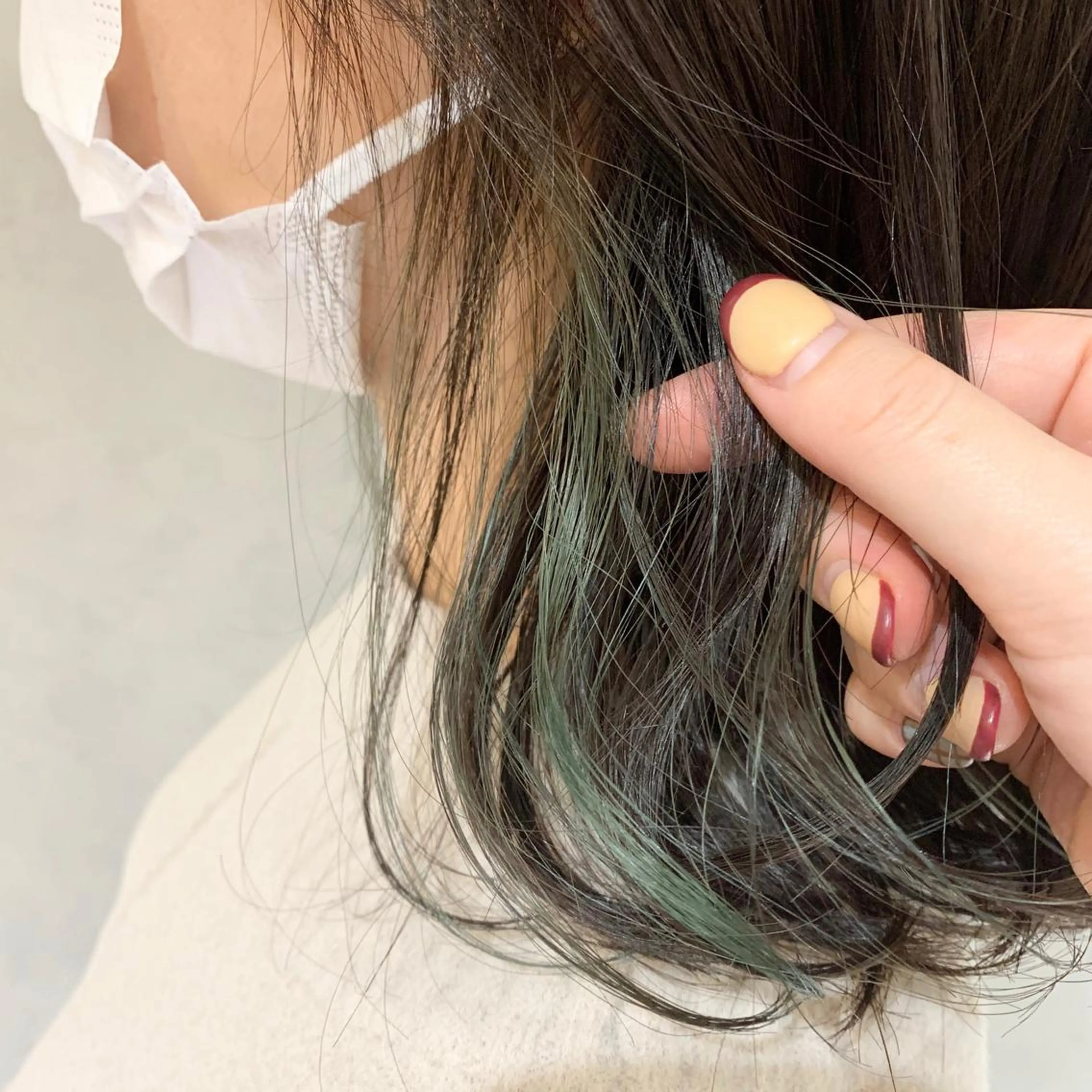 ミディアム ヘアカラー トリートメント ︎︎☺︎ yuri ︎︎☺︎のヘアスタイル