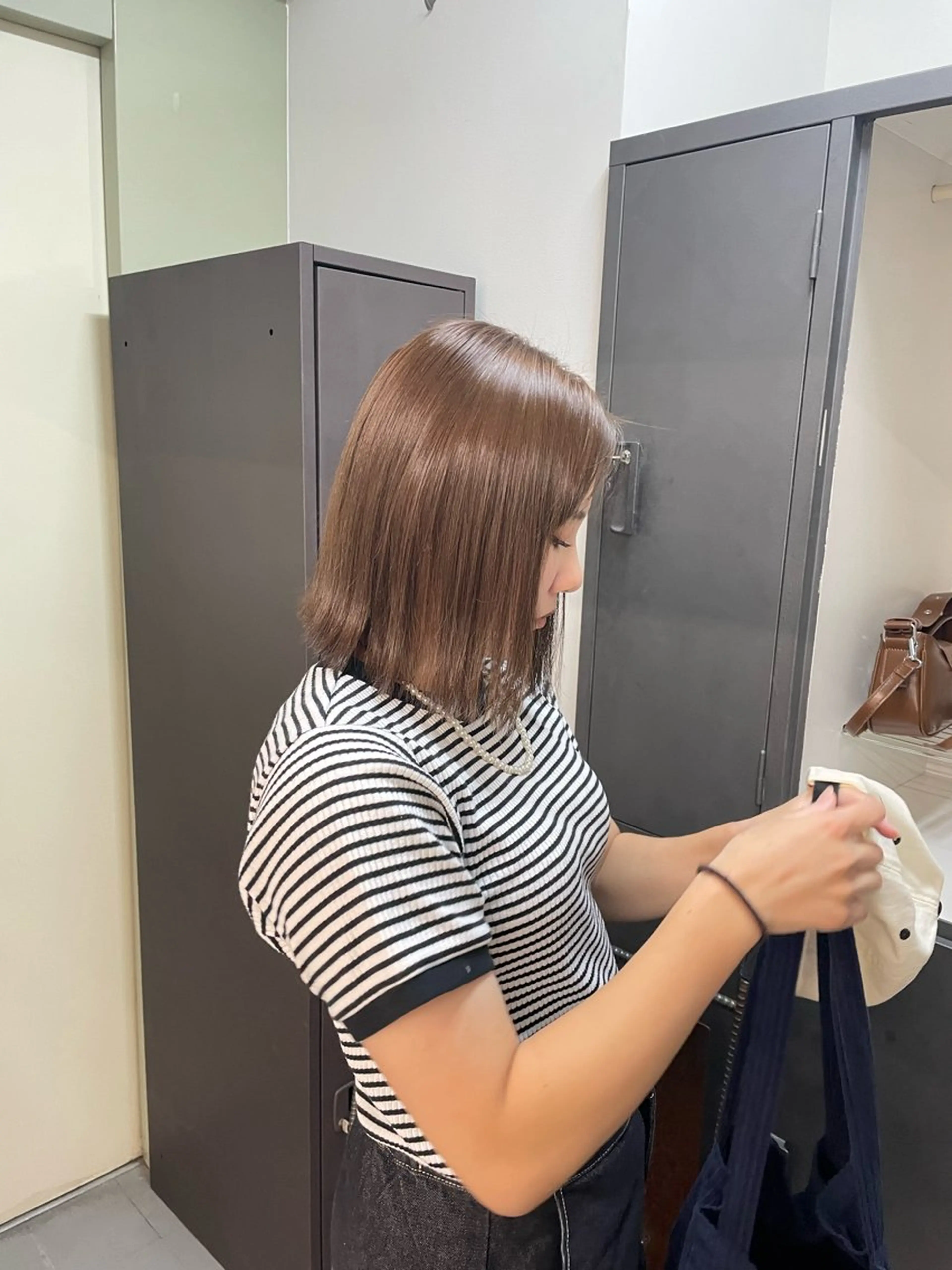 ミディアム カラー ヘアカラー トリートメント カットモデル/ ハイトーン/ゆうあのヘアスタイル