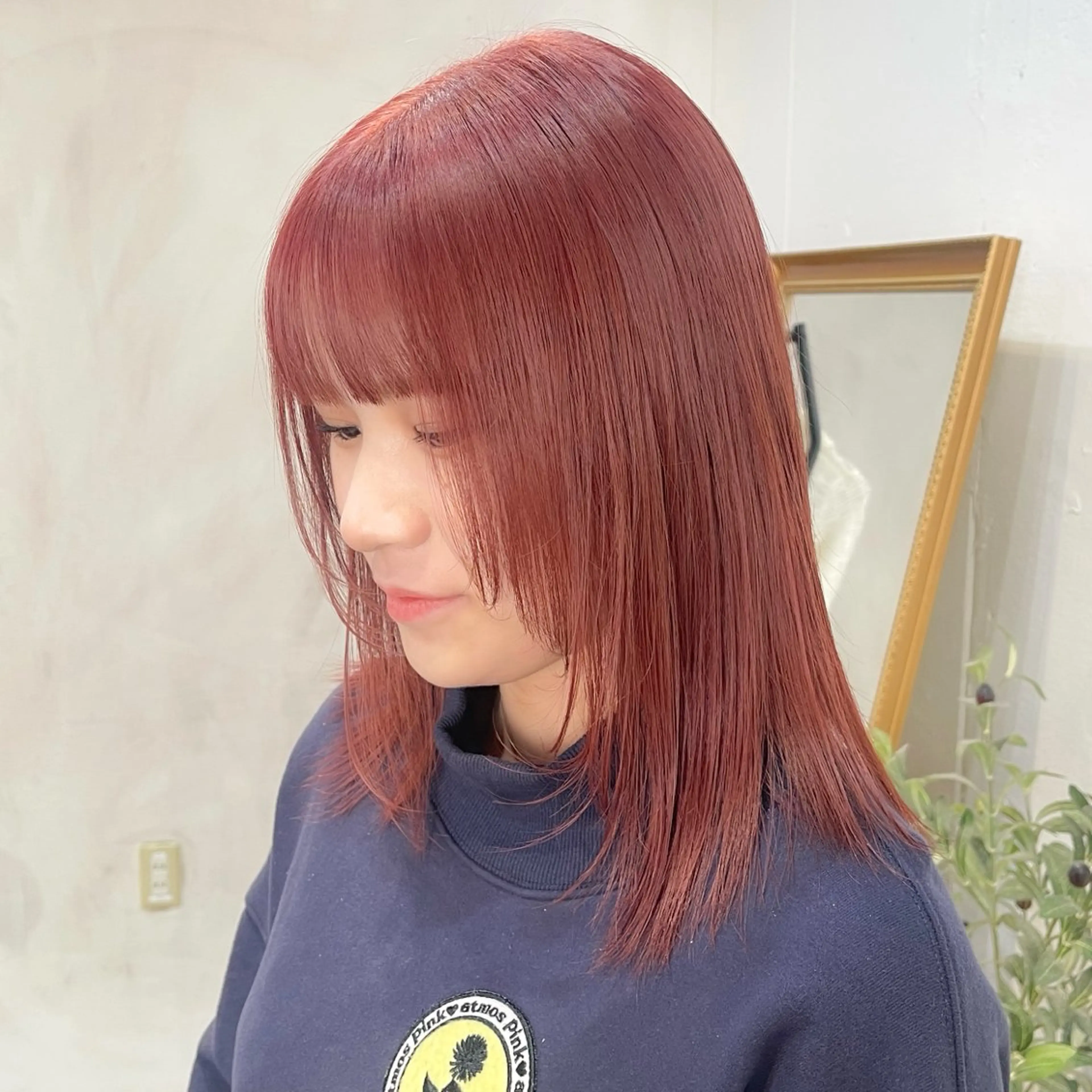 ミディアム 顔まわりレイヤー レイヤーカット ヘアカラー トリートメント PUNEL所属・🌙艶ハイトーン/ ミユウのヘアスタイル