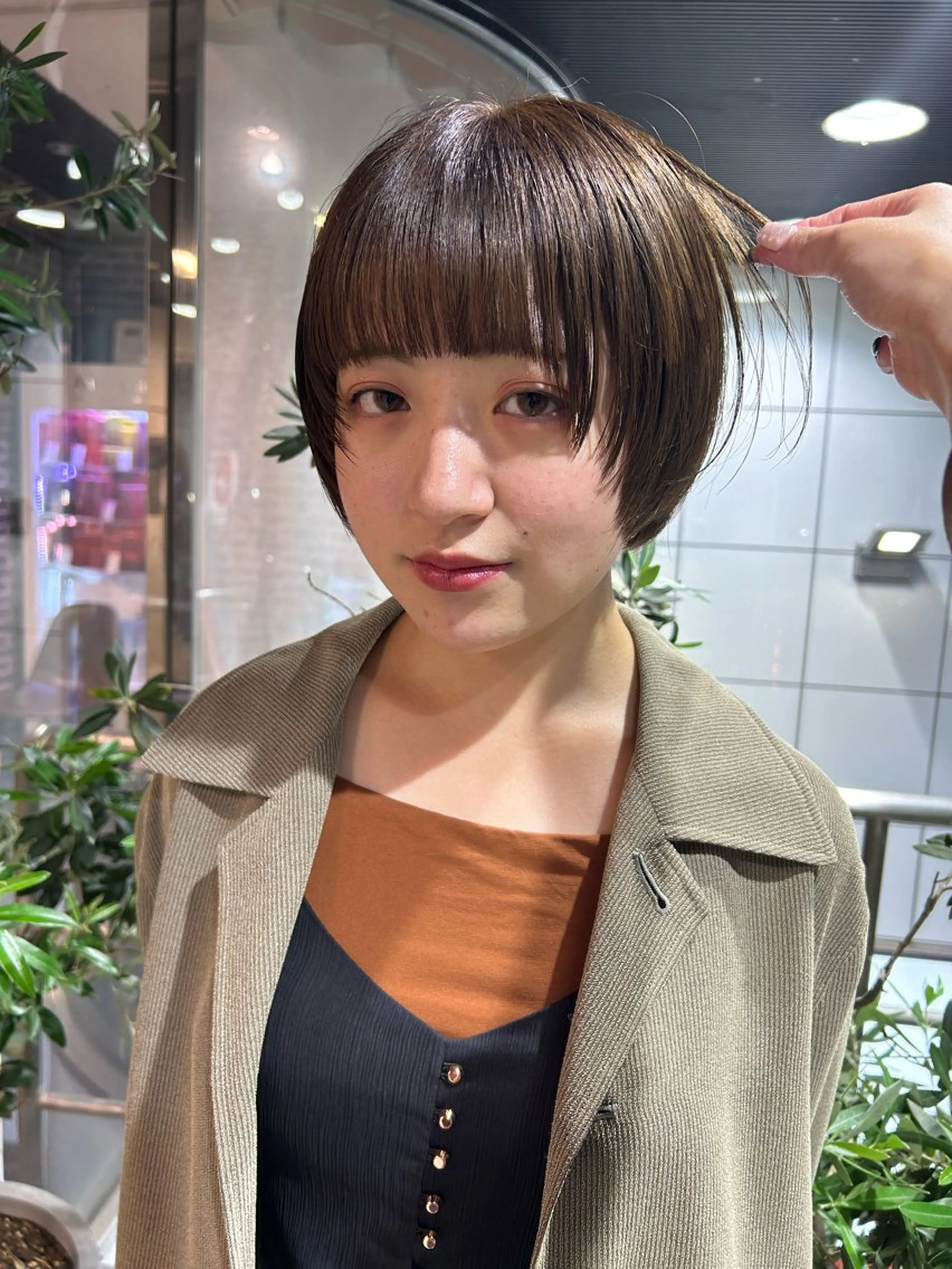 ショート カラー ブリーチ ケアブリーチ ダブルカラー イヤリングカラー ハイトーンカラー カット ヘアカラー メンズ/ブリーチなし サクラ🌸のヘアスタイル