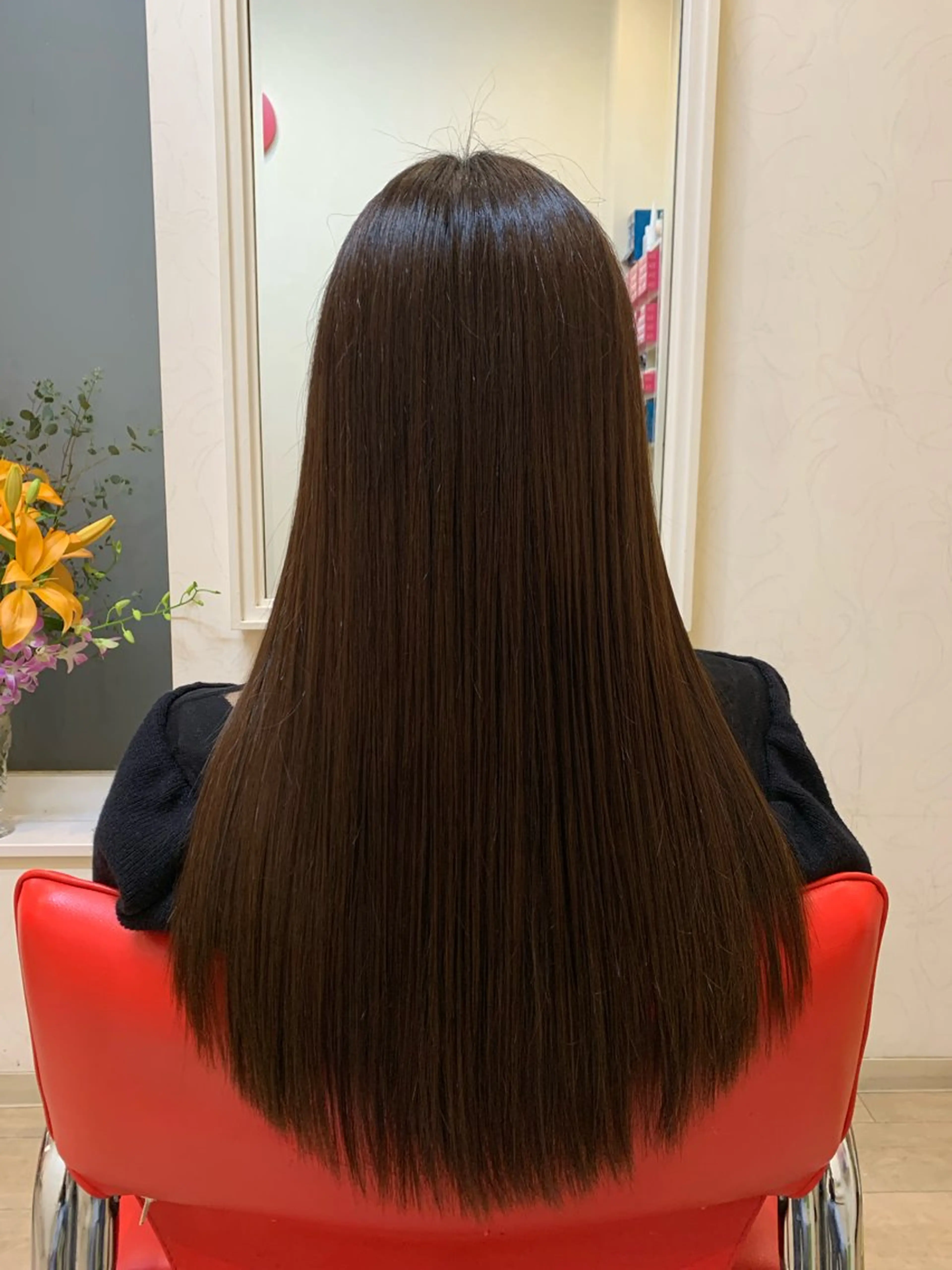 ⭐️艶髪へ導く⭐️~髪質改善ストレート~➕質感カット➕3STEPトリートメント✨の写真