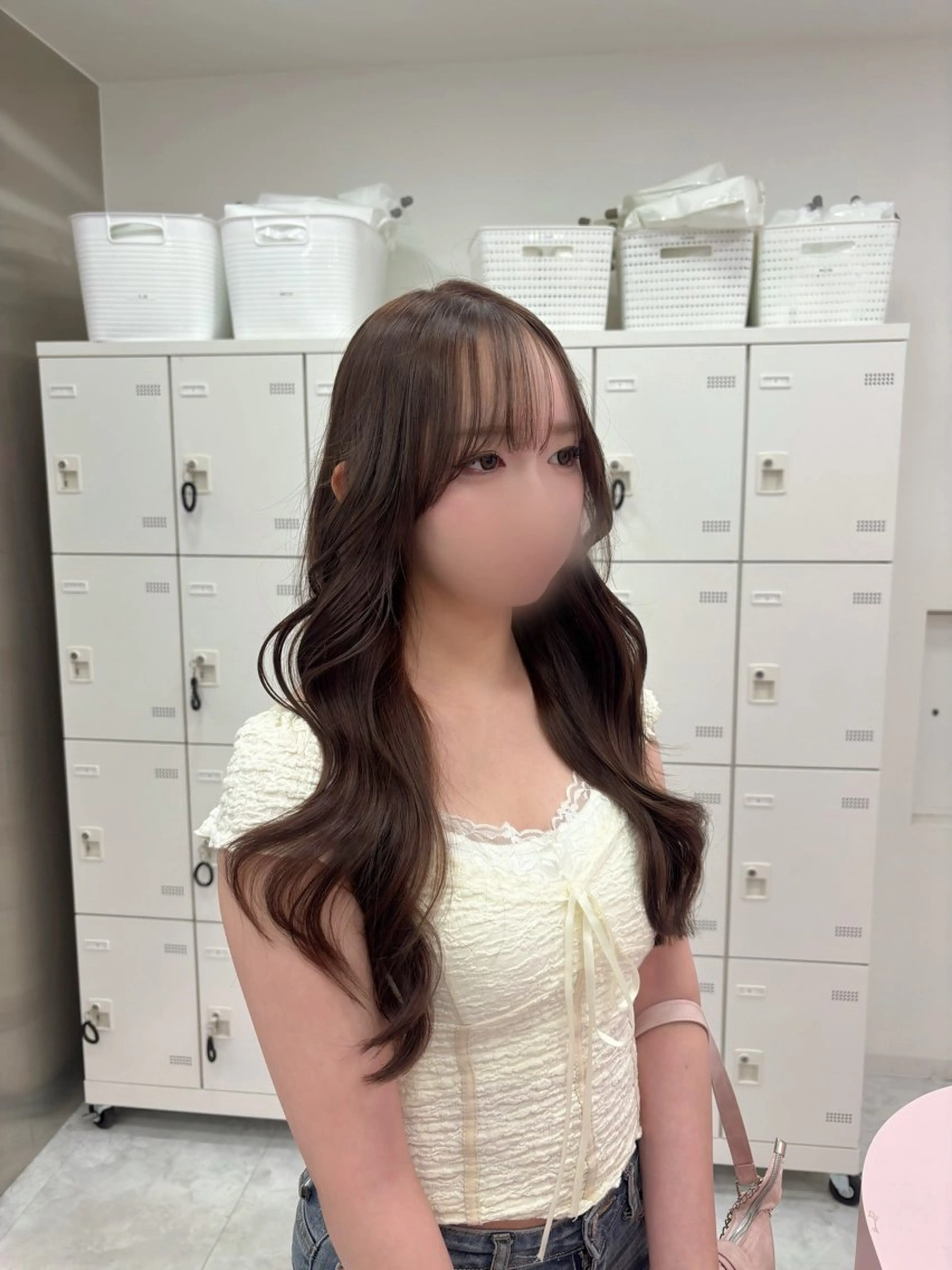 ロング カラー ヘアカラー トリートメント ヘッドスパ ヘアセット 韓国レイヤー ハッシュカットのヘアスタイル