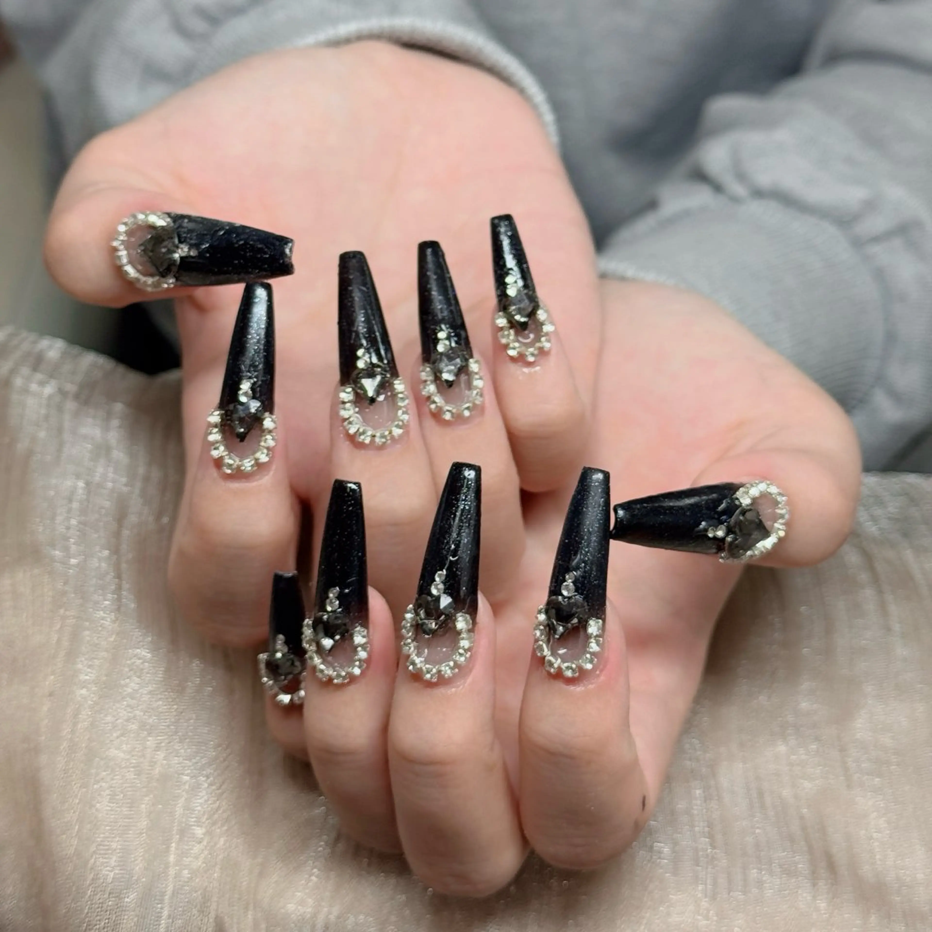 ネイル ロングネイル マグネットネイル リボン 夏ネイル スーパーロングネイル ハンドネイル Hani Nail XUKAのネイルデザイン