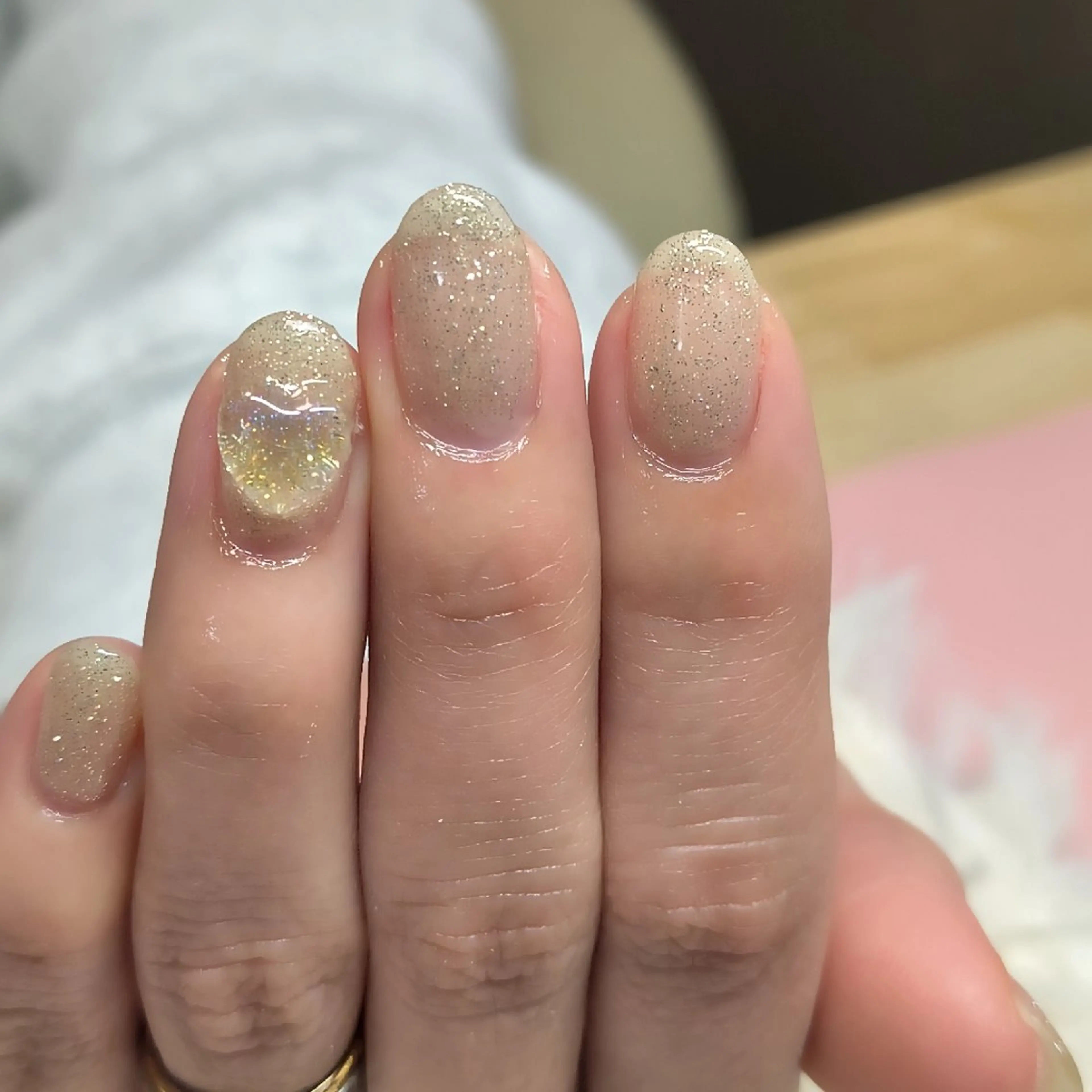 ネイル フラッシュネイル ガーリー ハート キラキラネイル ショートネイル ハンドネイル 島田 亜紀のネイルデザイン