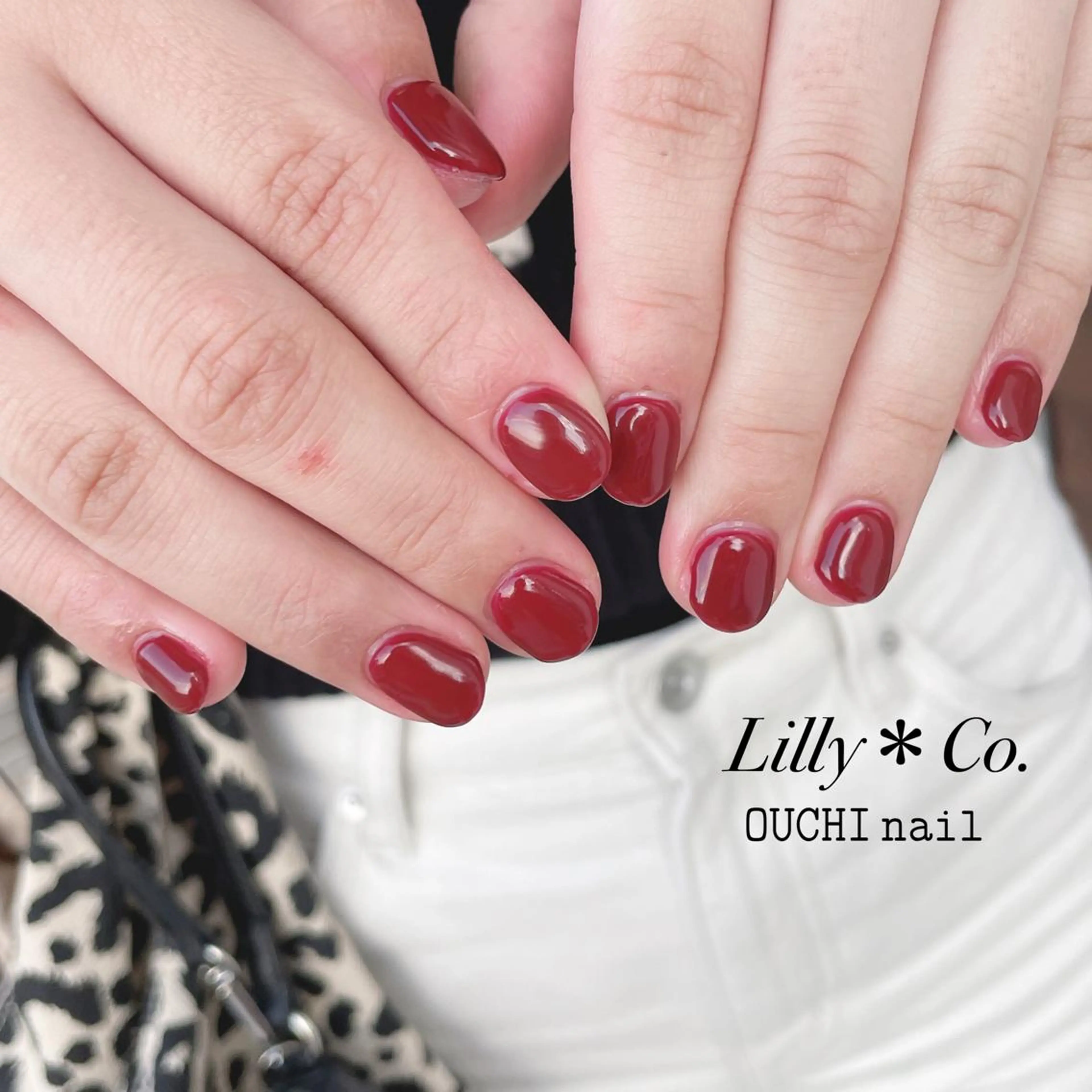 ネイル 成人式 赤色 ハンドネイル ハンドケア Lilly Co.のネイルデザイン