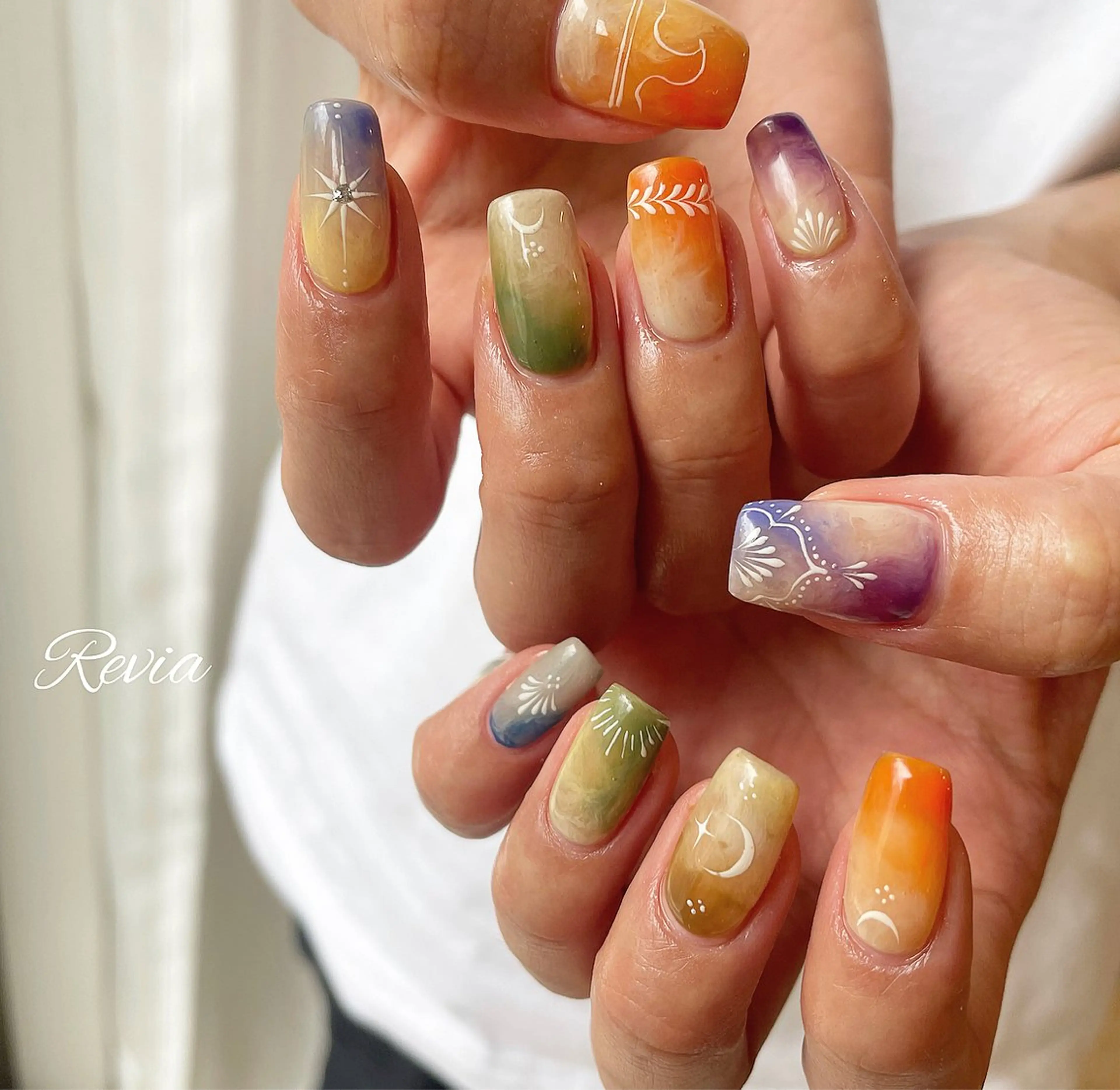 ネイル ハンドネイル revia所属・ERI Nailistのネイルデザイン