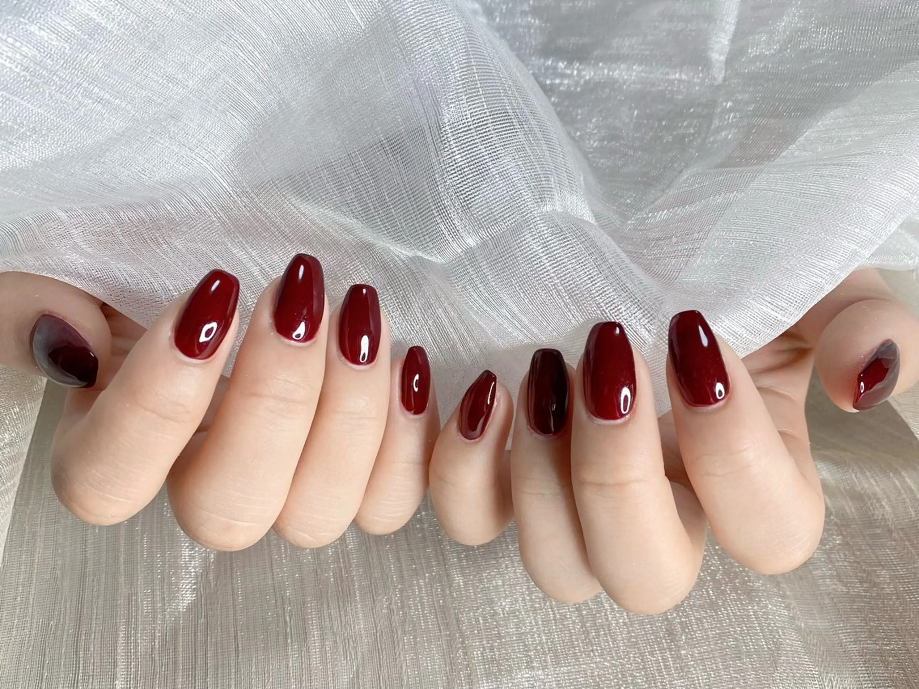 ミディアム 501_nail所属・Ta taのネイルデザイン