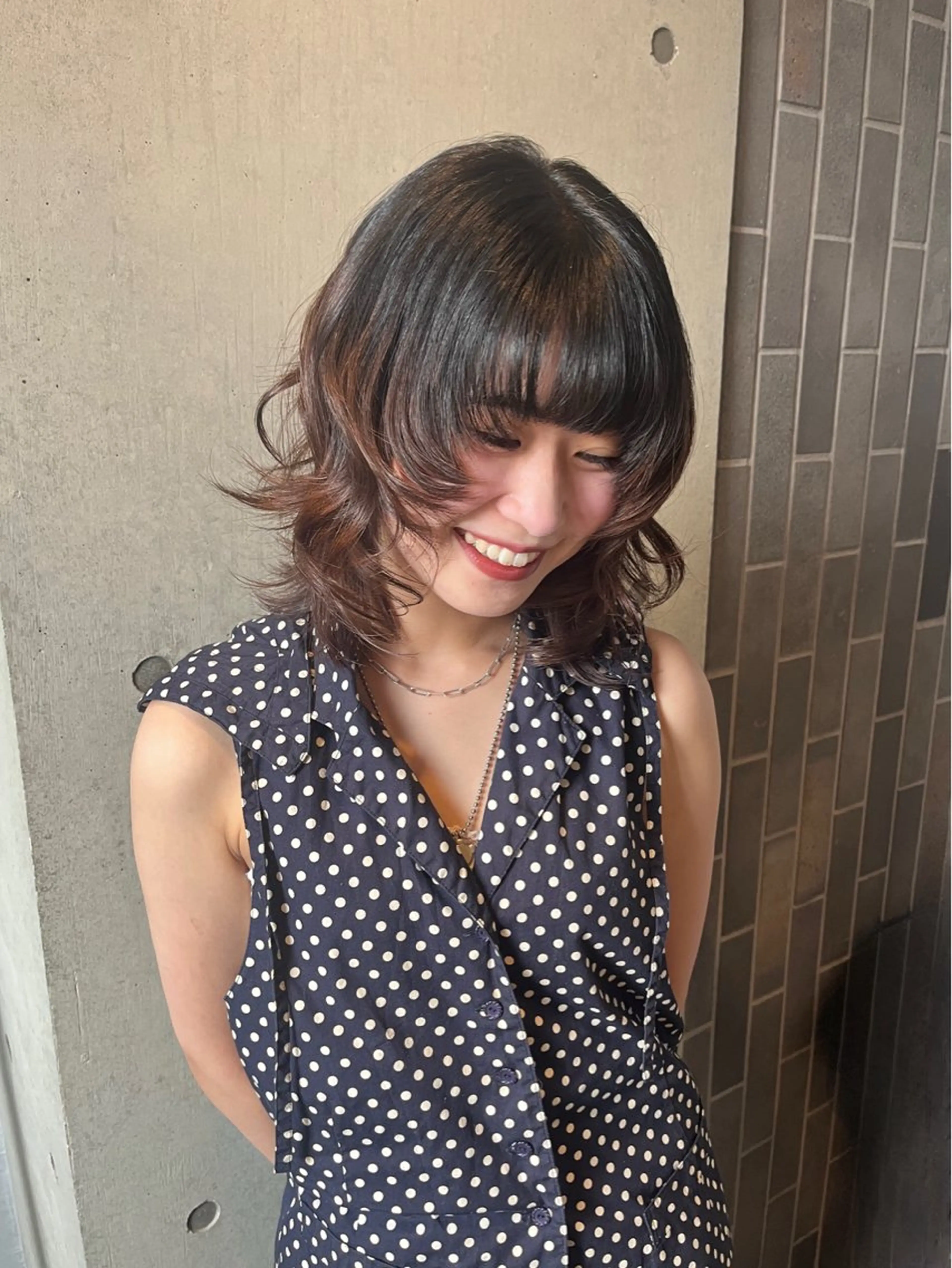 ミディアム 顔周りカット レイヤーカット 似合わせカット 広香/ハイトーン/ デザインカラー/ボブのヘアスタイル