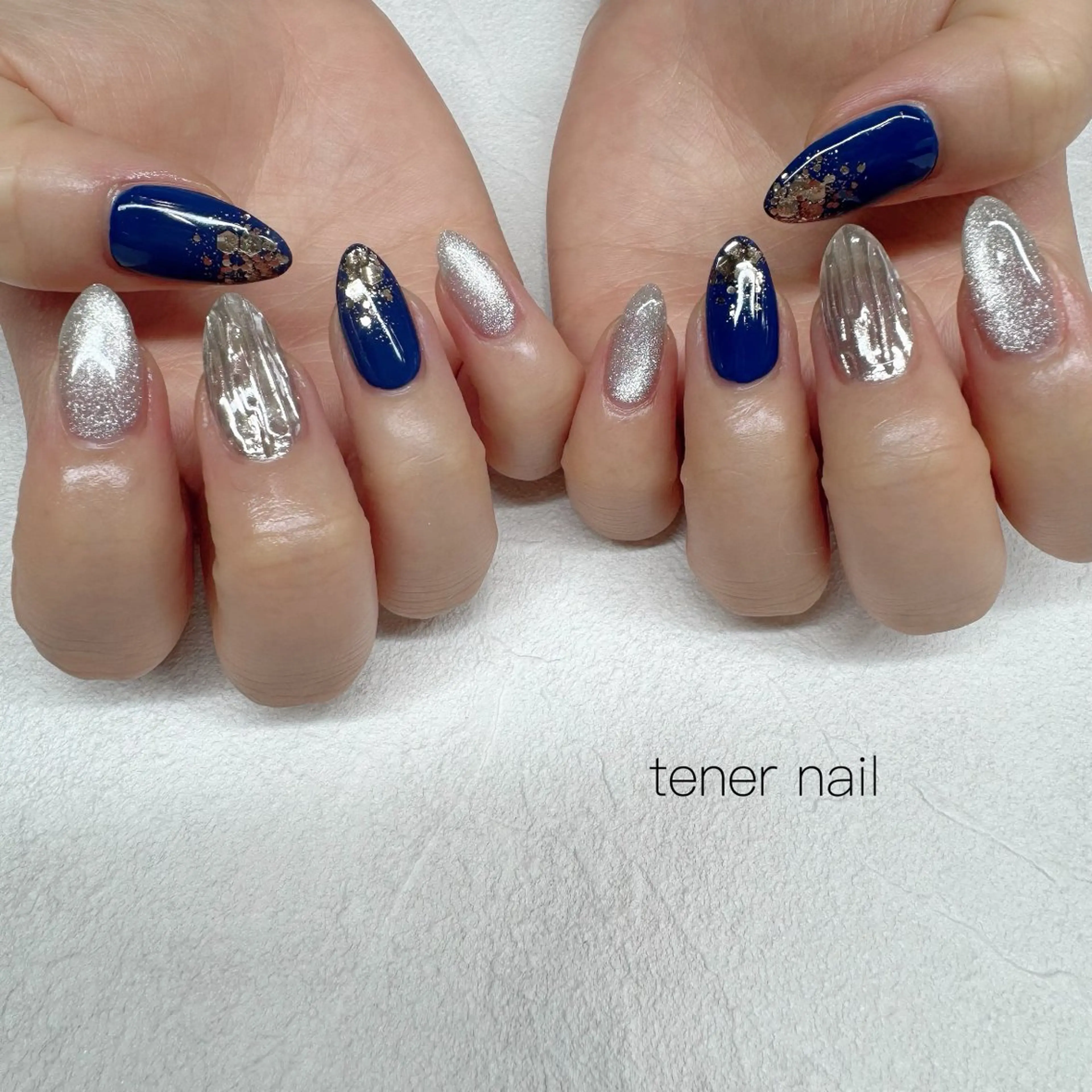 ネイル ネイビー シルバー ハンドネイル tener  nail  テネルネイル所属・テネルネイル tener nailのネイルデザイン