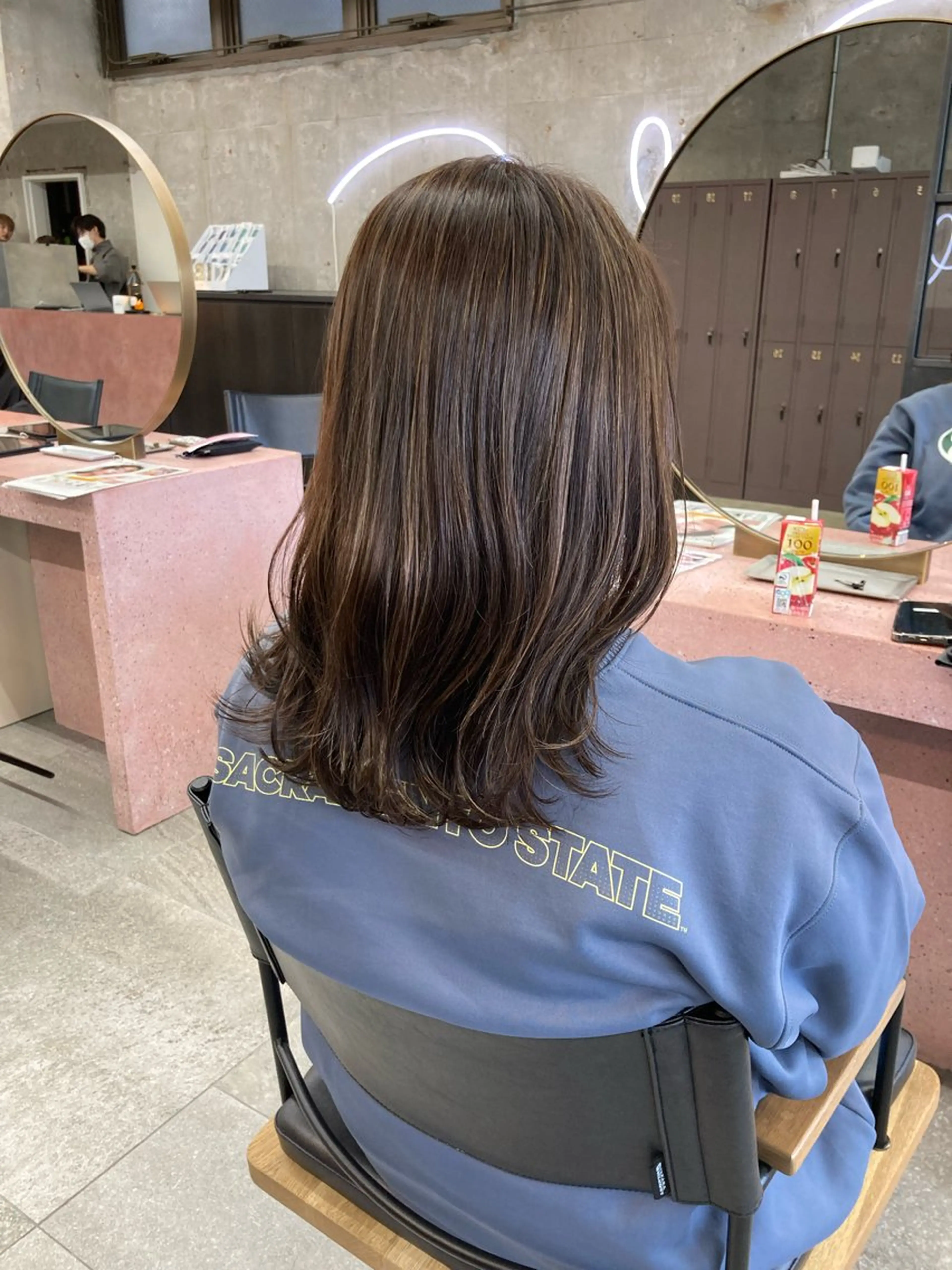 ミディアム カラー ハイライトカラー ハイライト ヘアカラー 小木曽智美 /ボブ/ショートのヘアスタイル