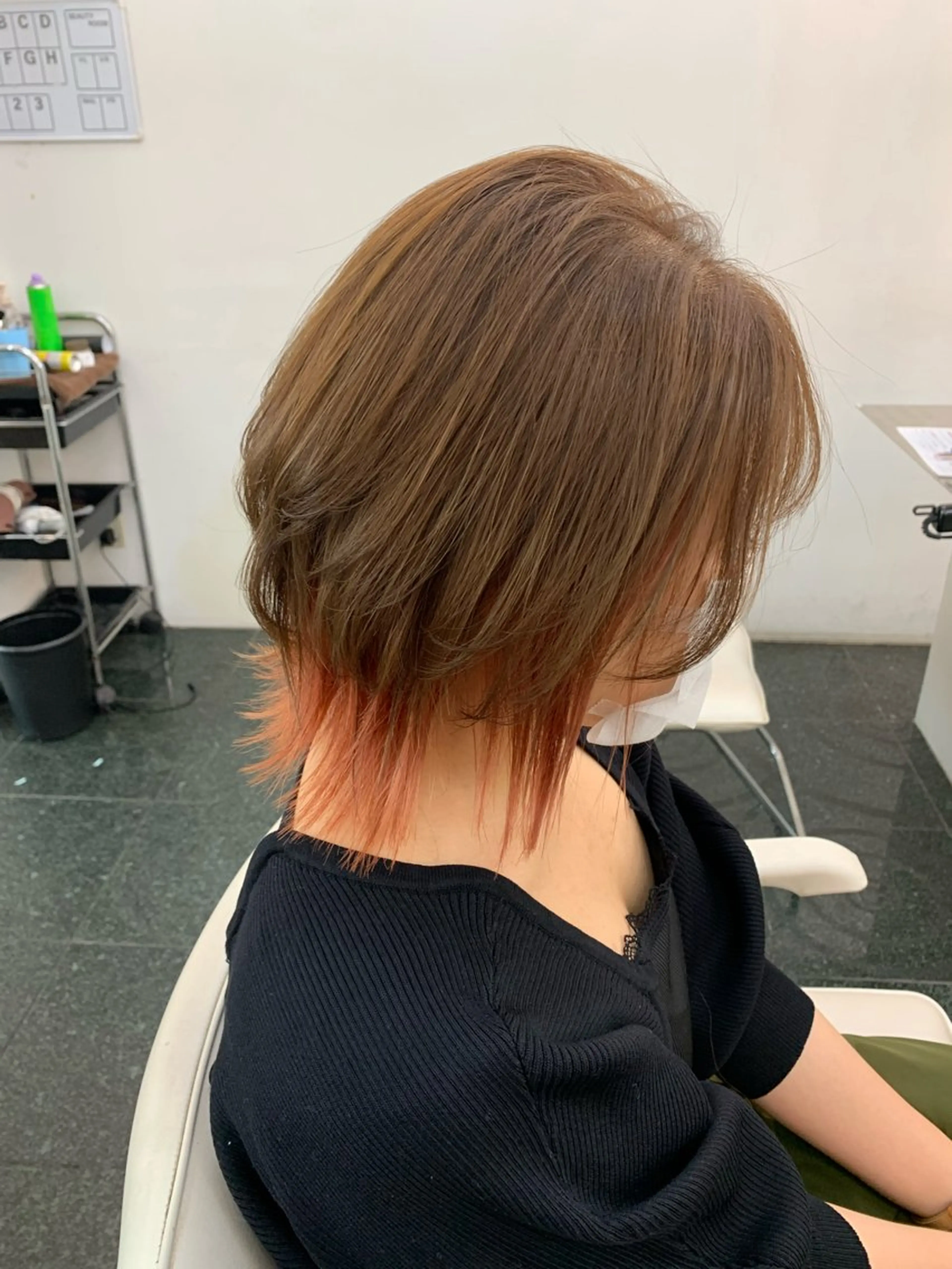 ショート カラー インナーカラー オレンジ ウルフカット 🪸KARERA新松 戸田中萌恵子🪸のマツエク・マツパデザイン