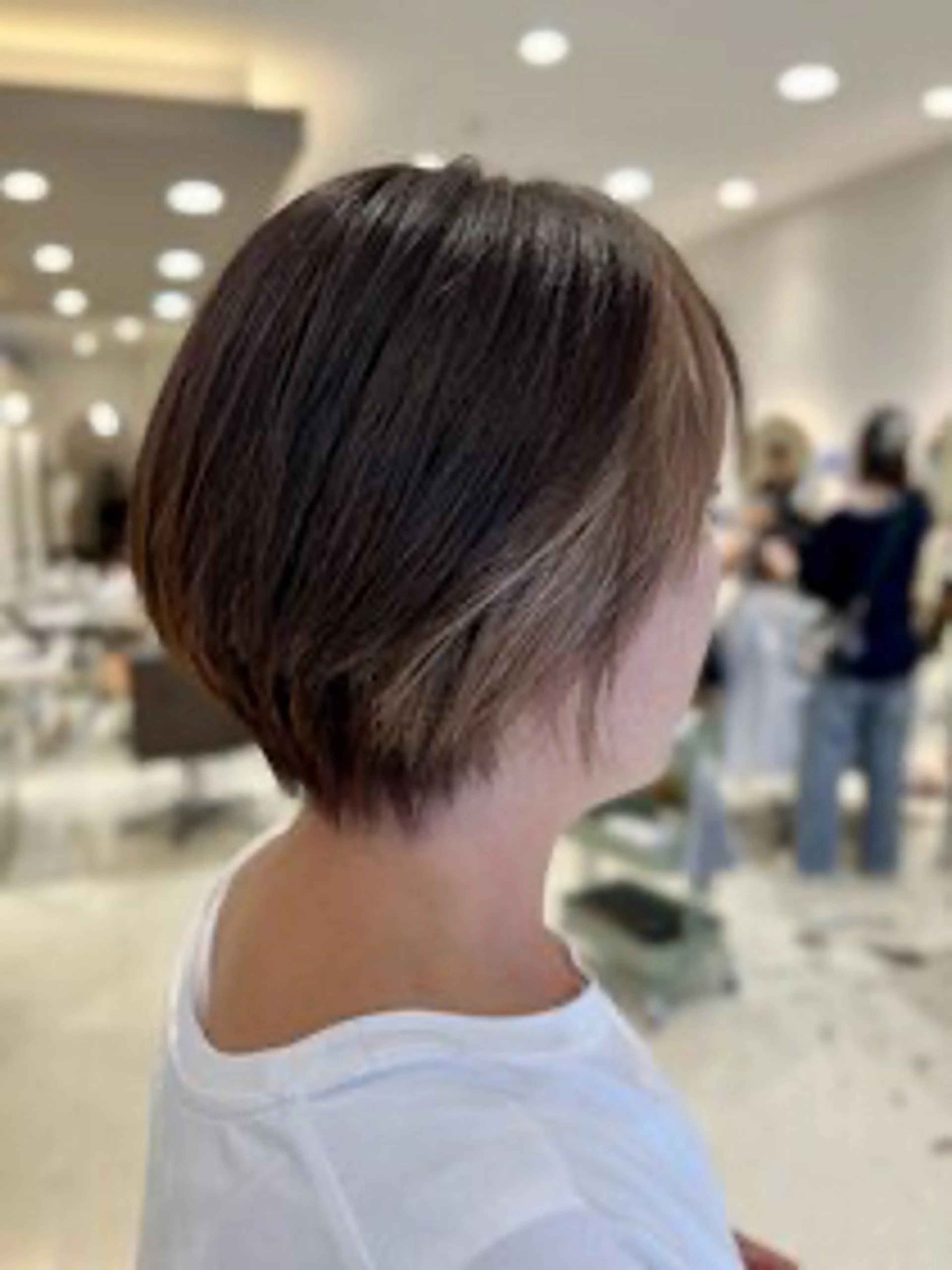 ショート カット ヘアカラー イシカワ ユウタのヘアスタイル