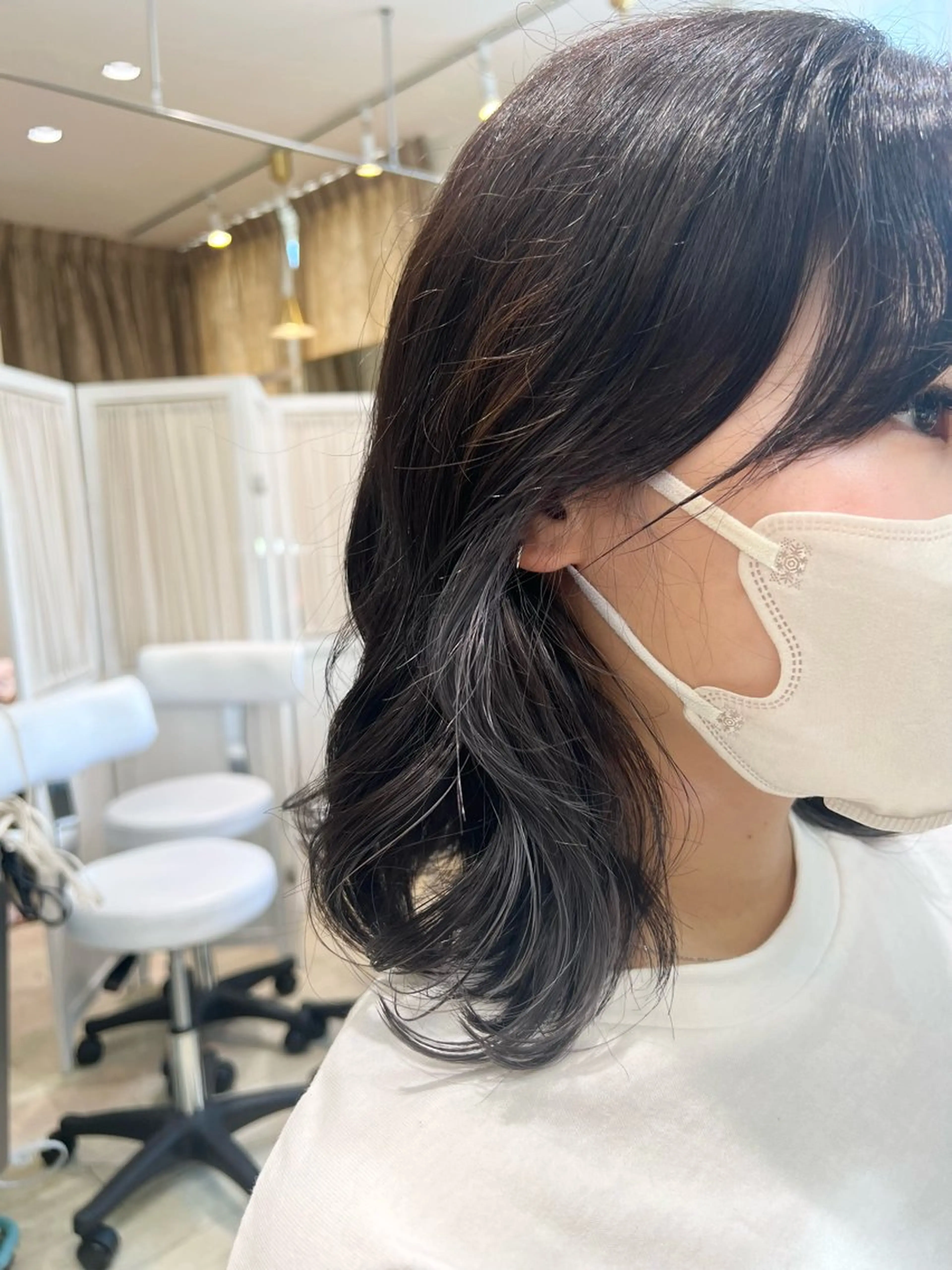 ミディアム ヘアカラー Laffin. Amiのマツエク・マツパデザイン
