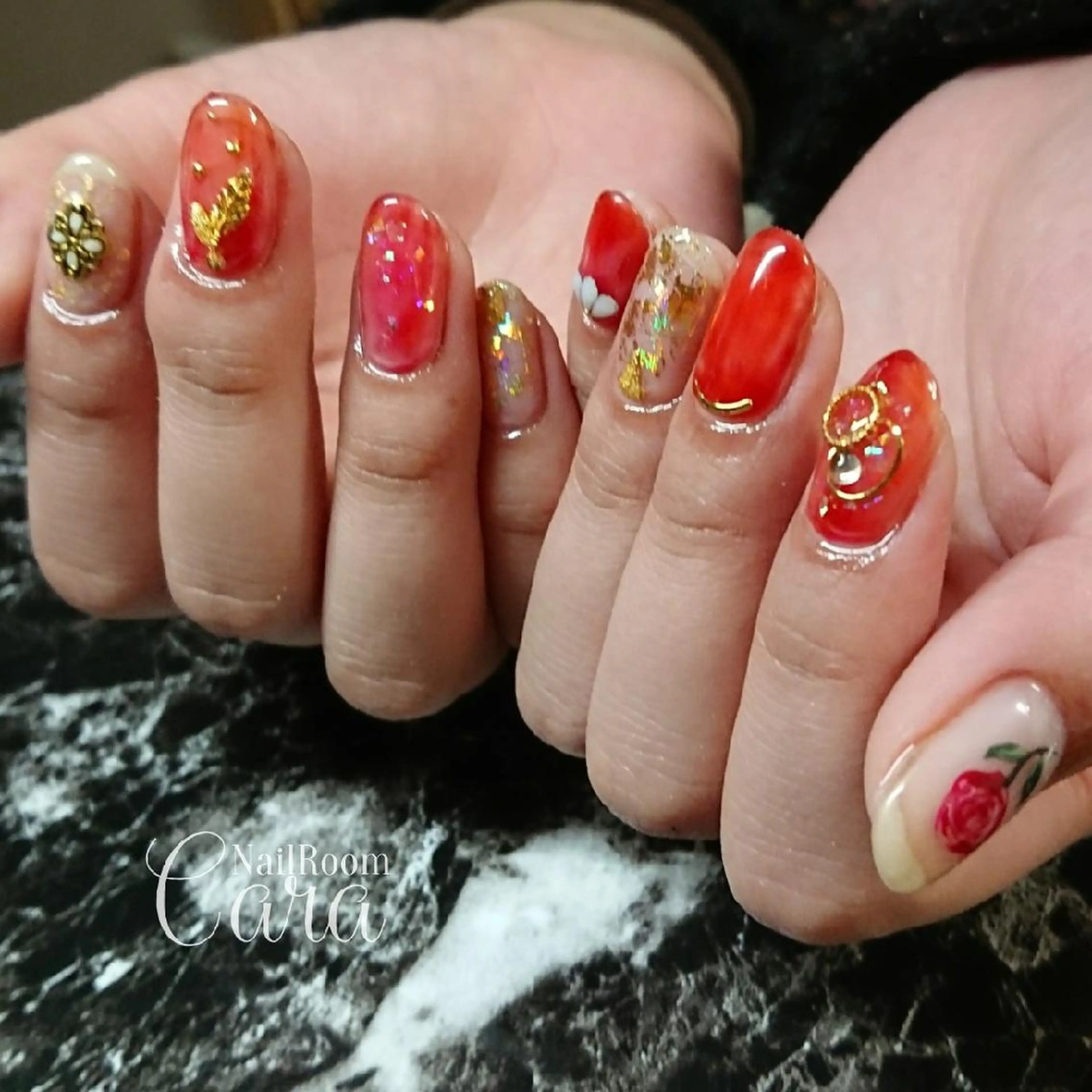 ネイル instinkt_ Mio Mizunoのネイルデザイン