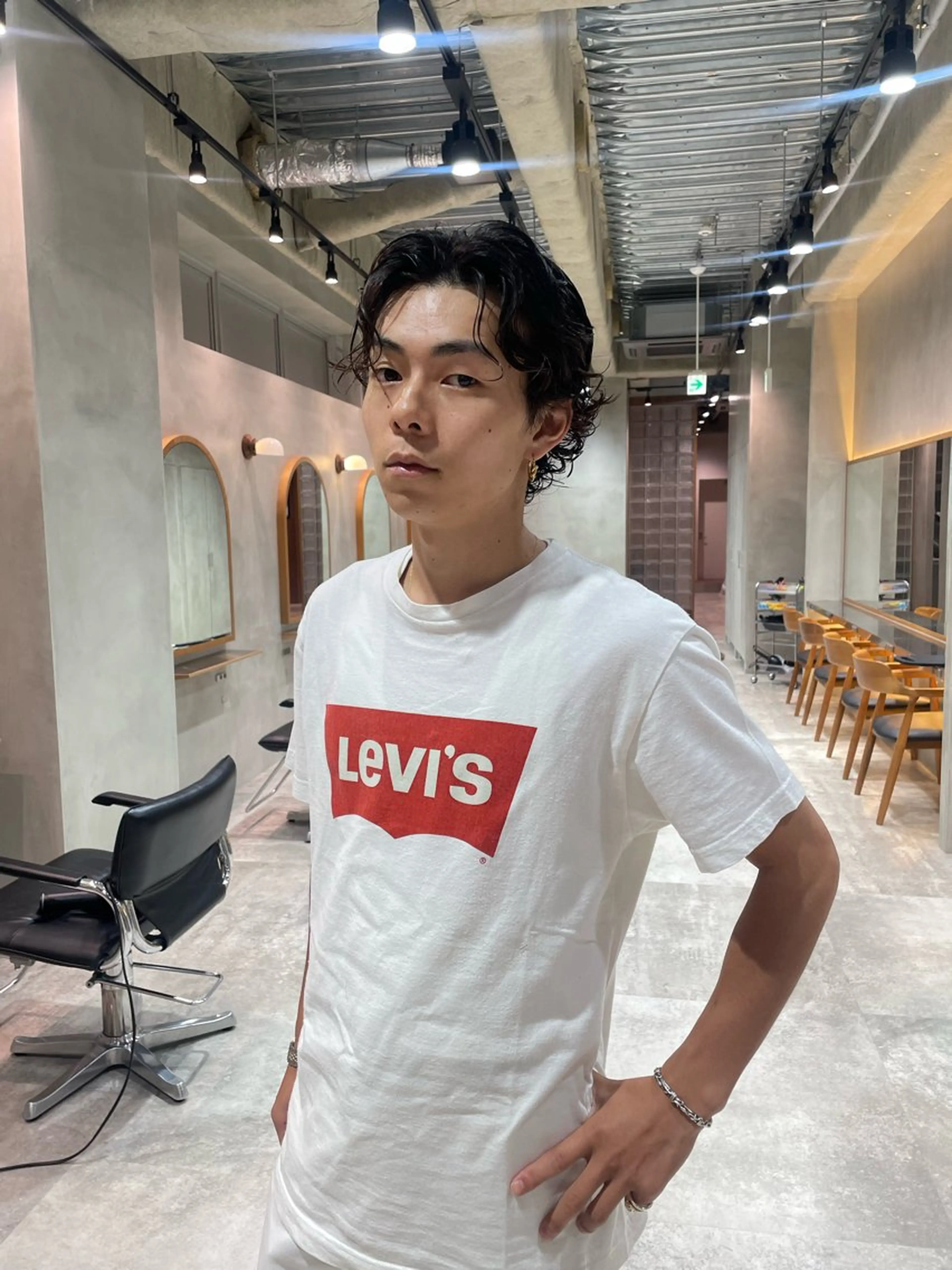 ミディアム カット パーマ 渡邉 和喜のヘアスタイル