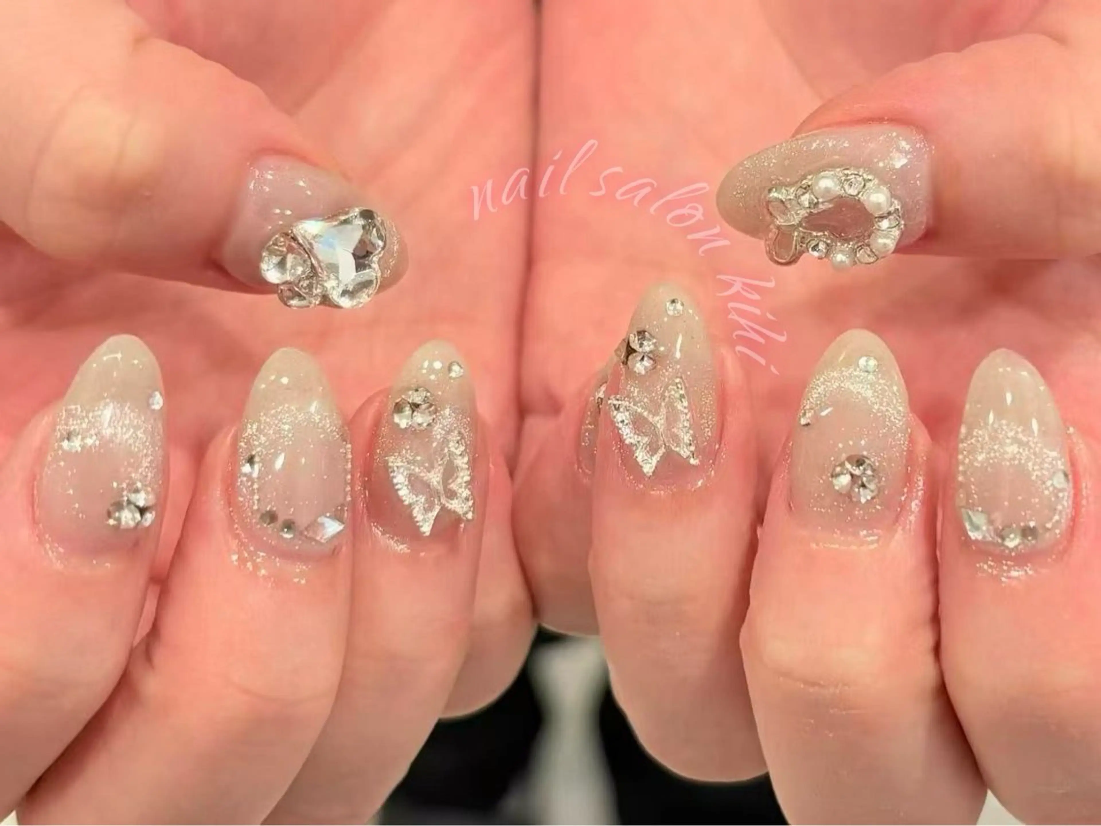 ネイル アートネイル フレンチネイル ジェルネイル グラデーション 韓国ネイル ハンドネイル ハンドケア さくら💮💮 【オフ無料】のネイルデザイン