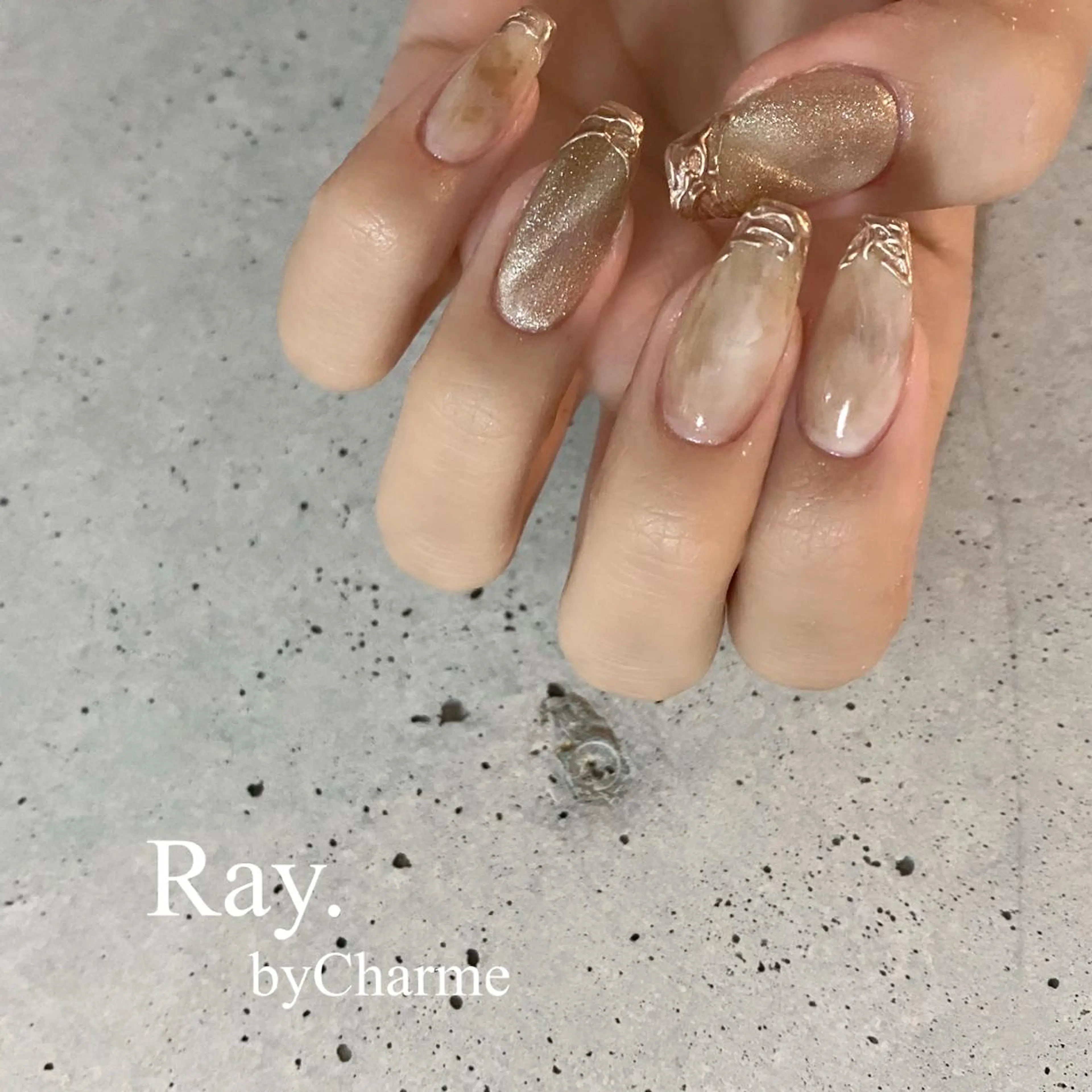 ネイル Ray. ／綺麗目ニュアンスのネイルデザイン