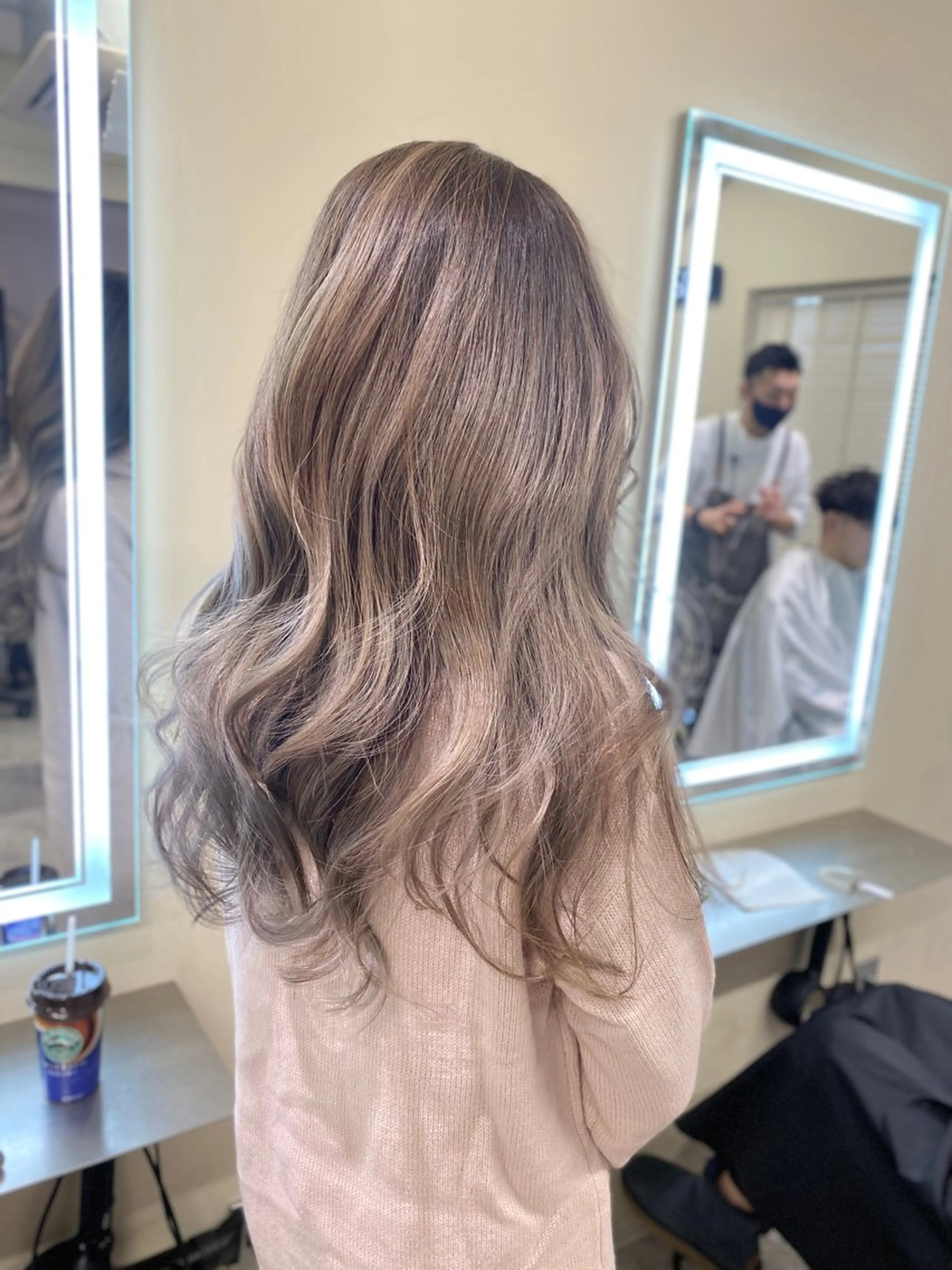 ロング カラー アディクシーカラー バレイヤージュ ブリーチ デザインカラー ダブルカラー ヘアカラー トリートメント レイヤーカット nude ヘア大和のヘアスタイル
