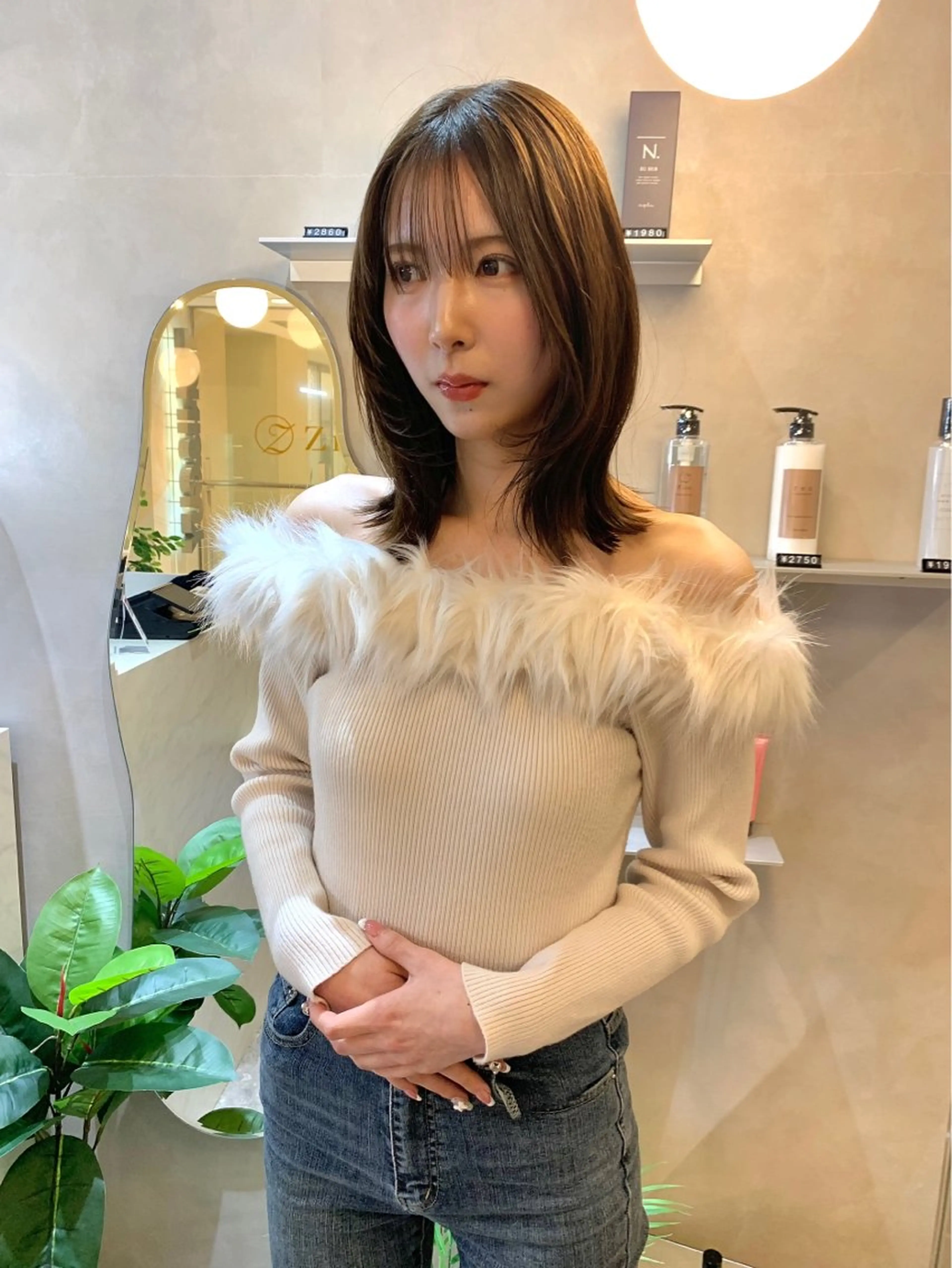 ミディアム カラー ケアカラー ボブ 顔まわりレイヤー 髪質改善 タンバルモリ 韓国ヘア🇰🇷 松田光里のヘアスタイル