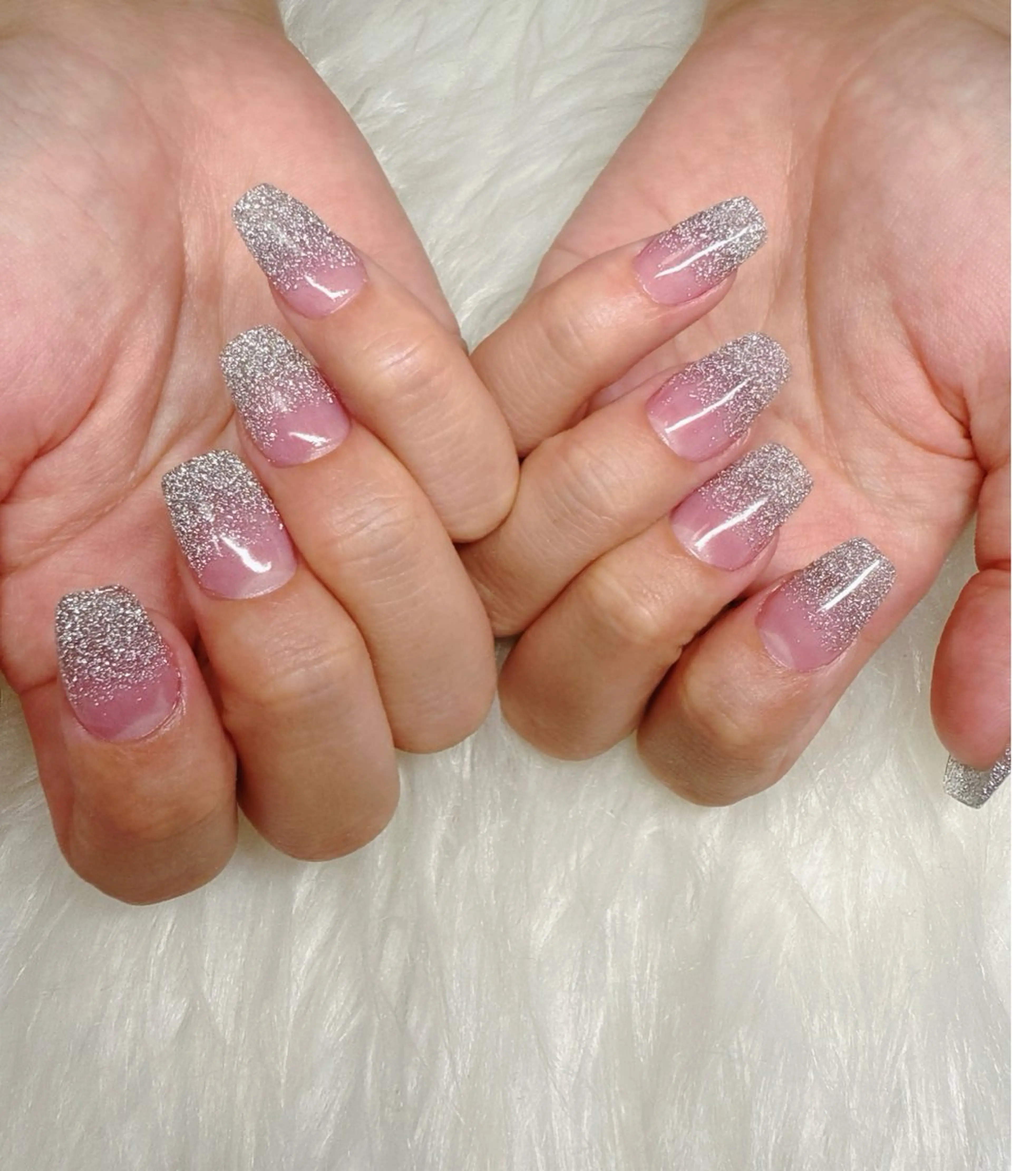 ネイル クリアネイル フラッシュネイル グラデーション ラメ(グリッター) ラメグラデーション ハンドネイル Meato'8 Micaのネイルデザイン