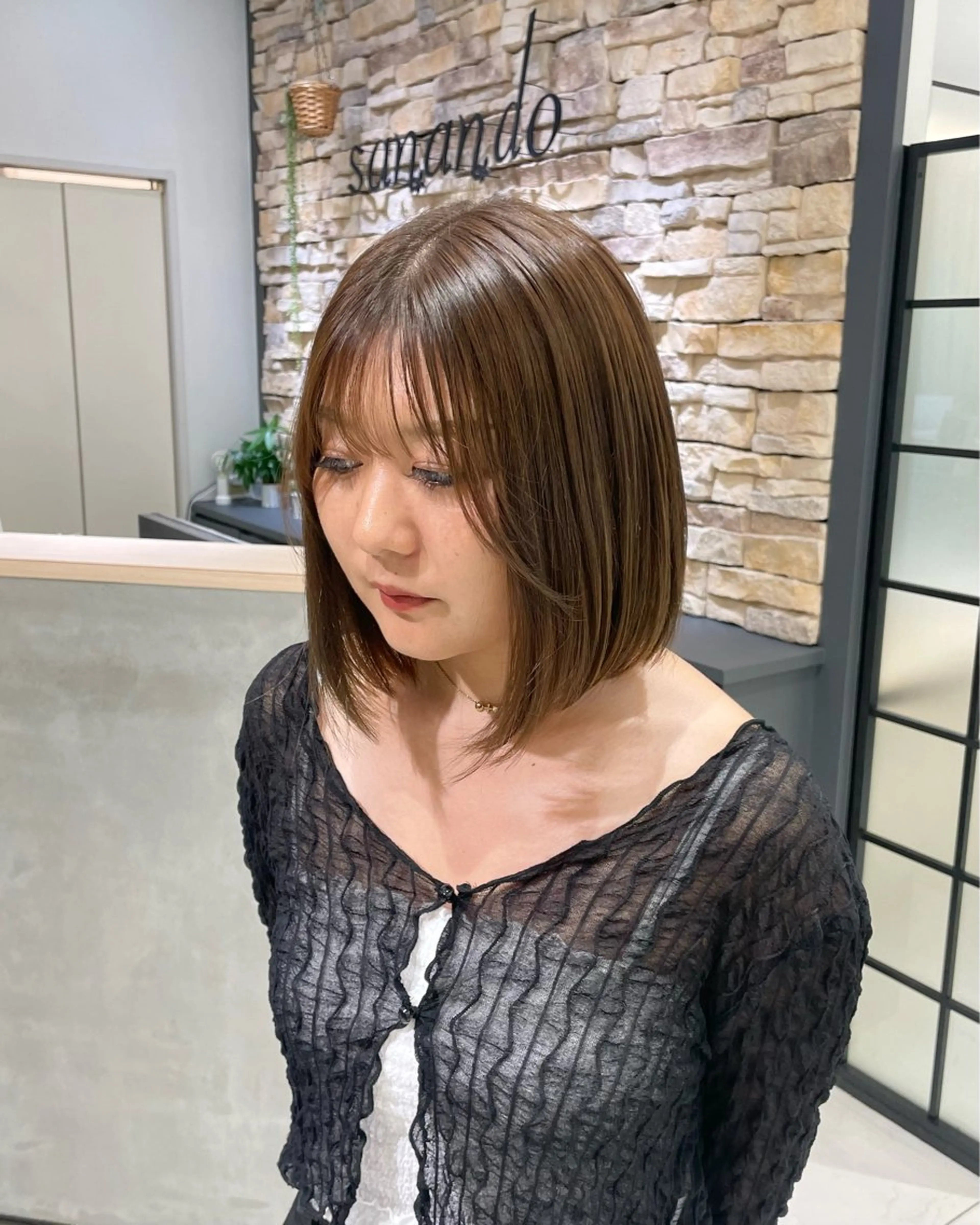 ミディアム 秋山 智香のヘアスタイル