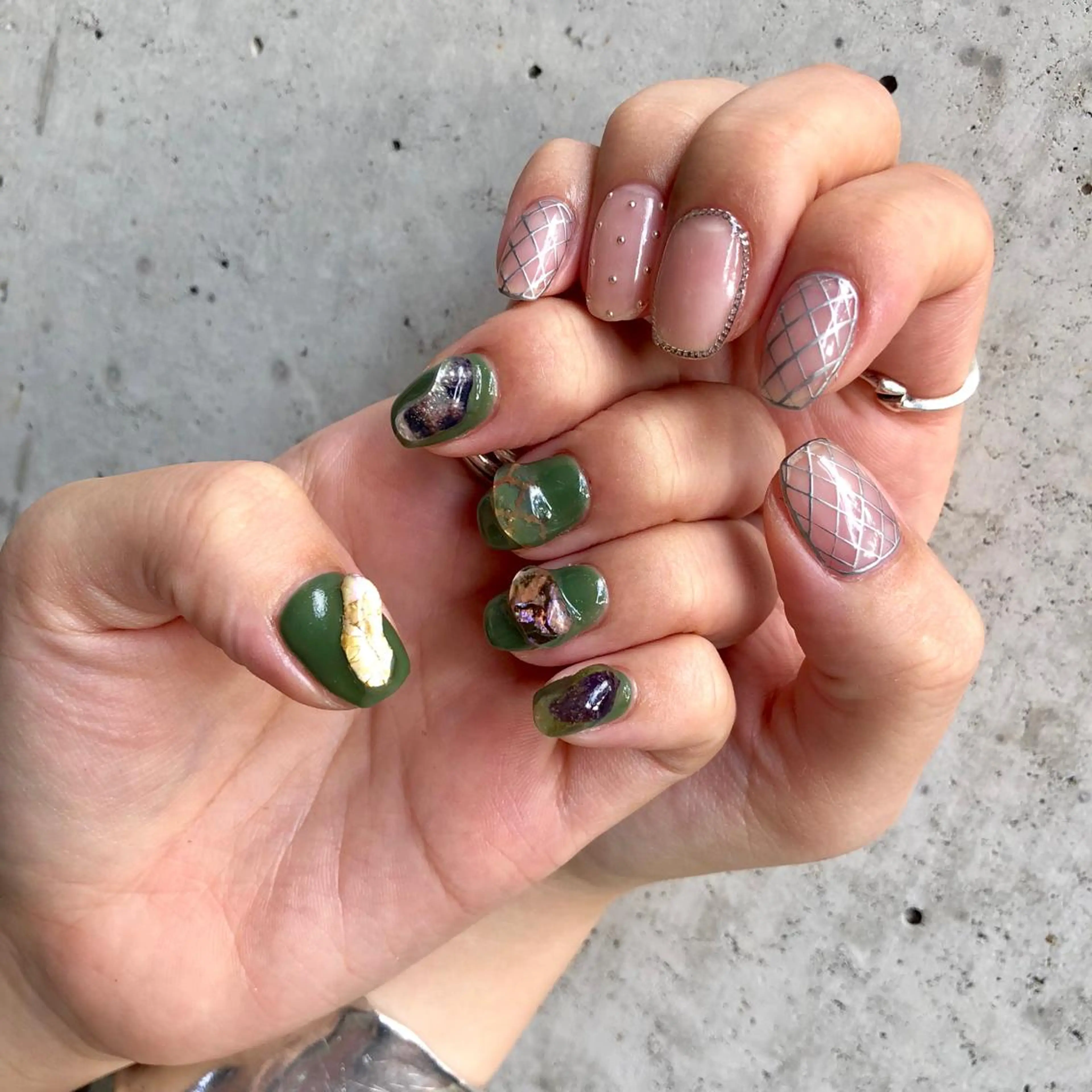 ネイル Twinkling( private salon)所属・伊藤 京香のネイルデザイン